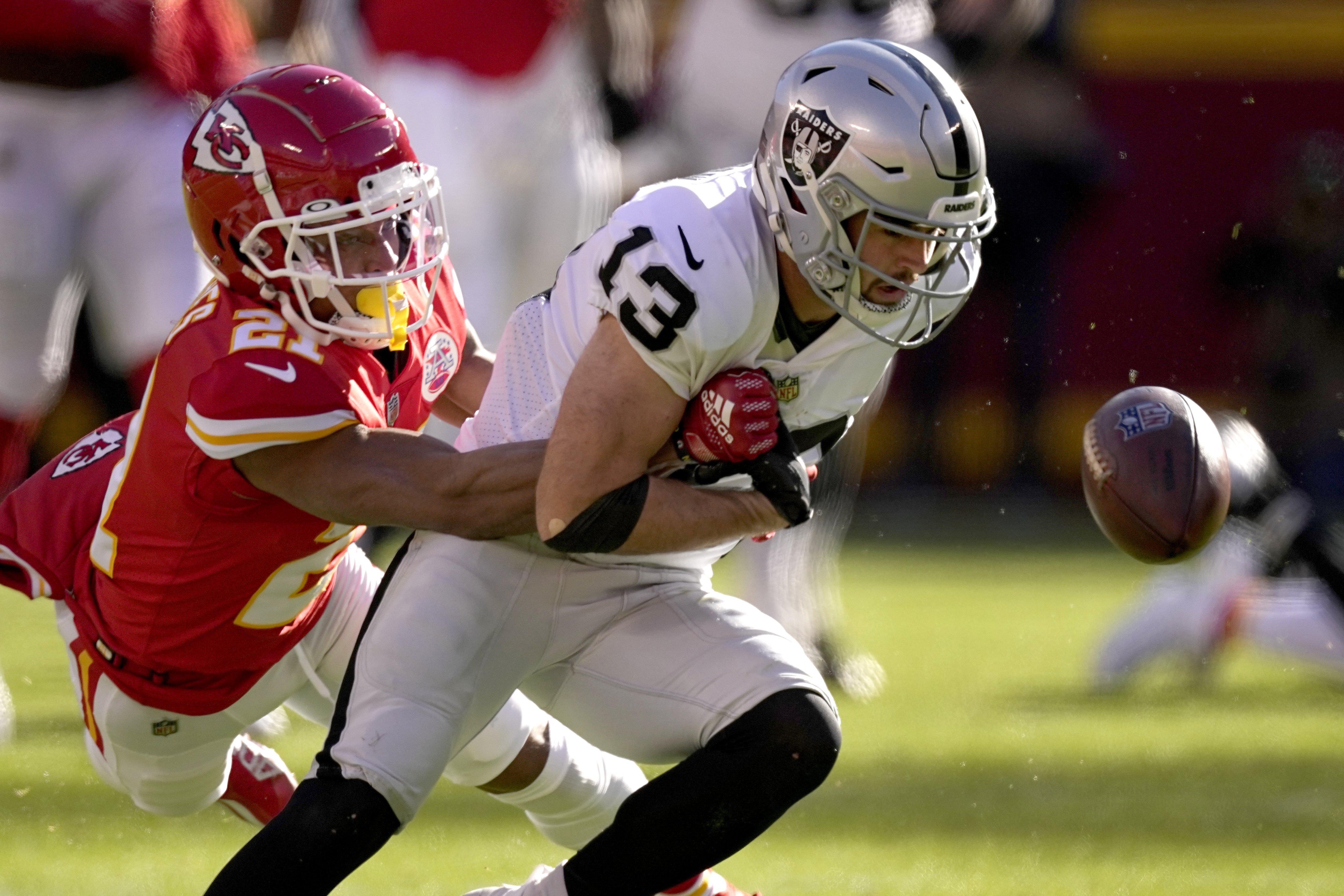 Chiefs CB L'Jarius Sneed ruled out vs. Raiders after brother's death