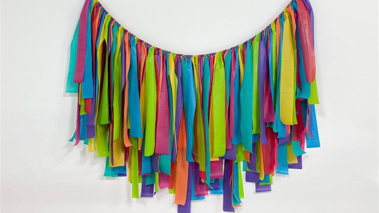 13+ Uses for Crepe Streamers in Parties - Spot of Tea Designs