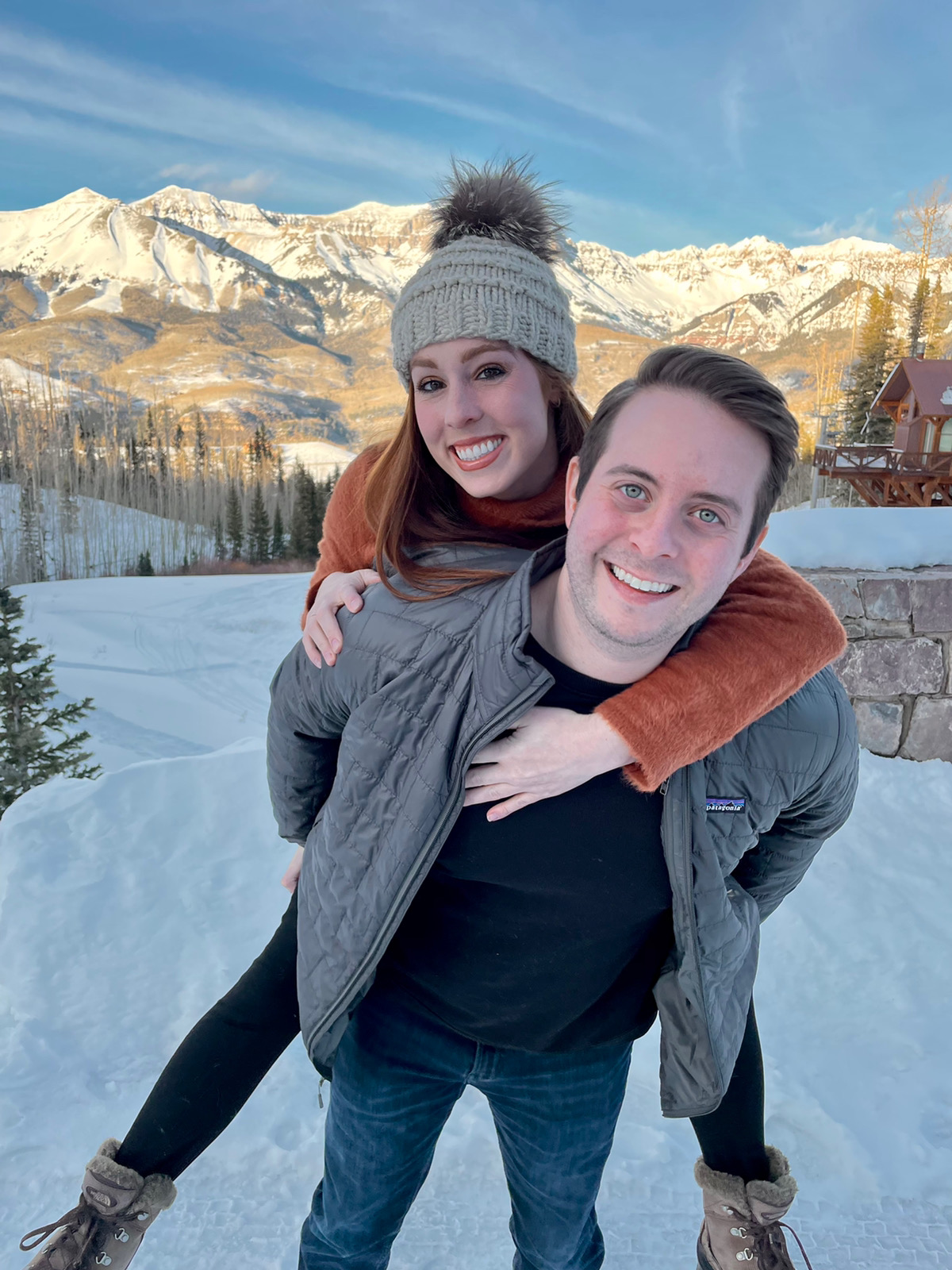 🔒 KPRC 2 Meteorologist Caroline Brown is engaged! See heartwarming photos  of the surprise proposal