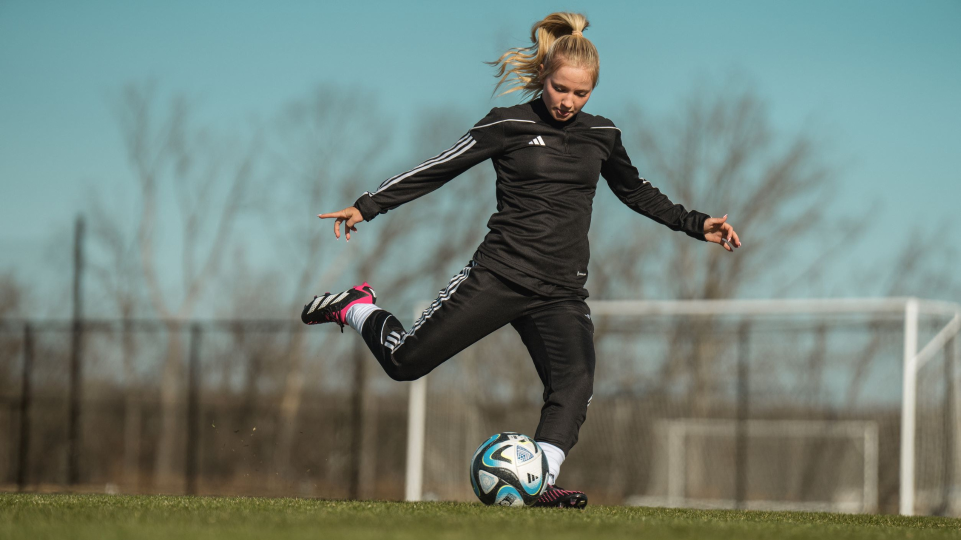Dexter teen becomes youngest professional female soccer player to sign with  adidas