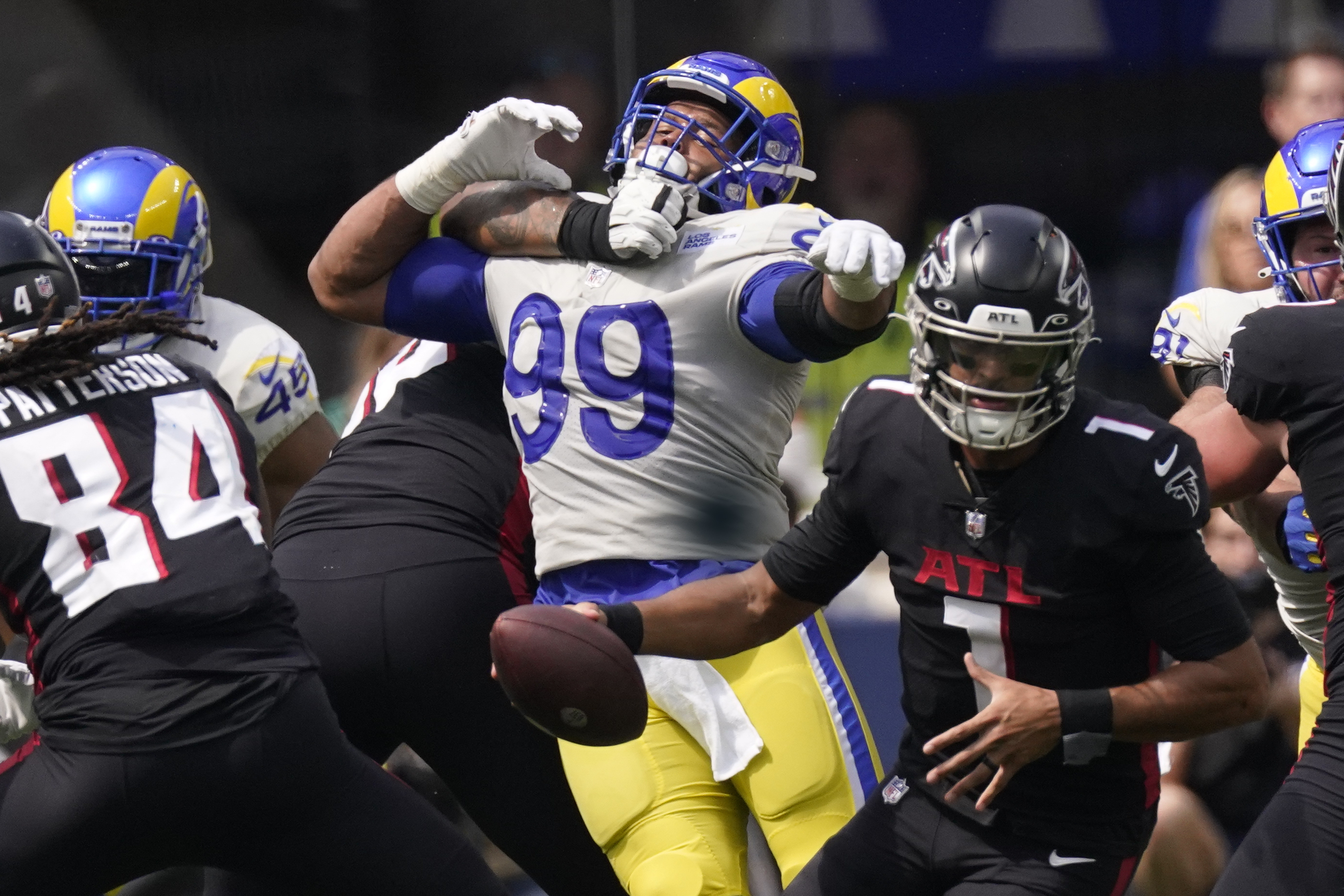 Stafford, Rams hold off Falcons for 31-27 victory – KXAN Austin