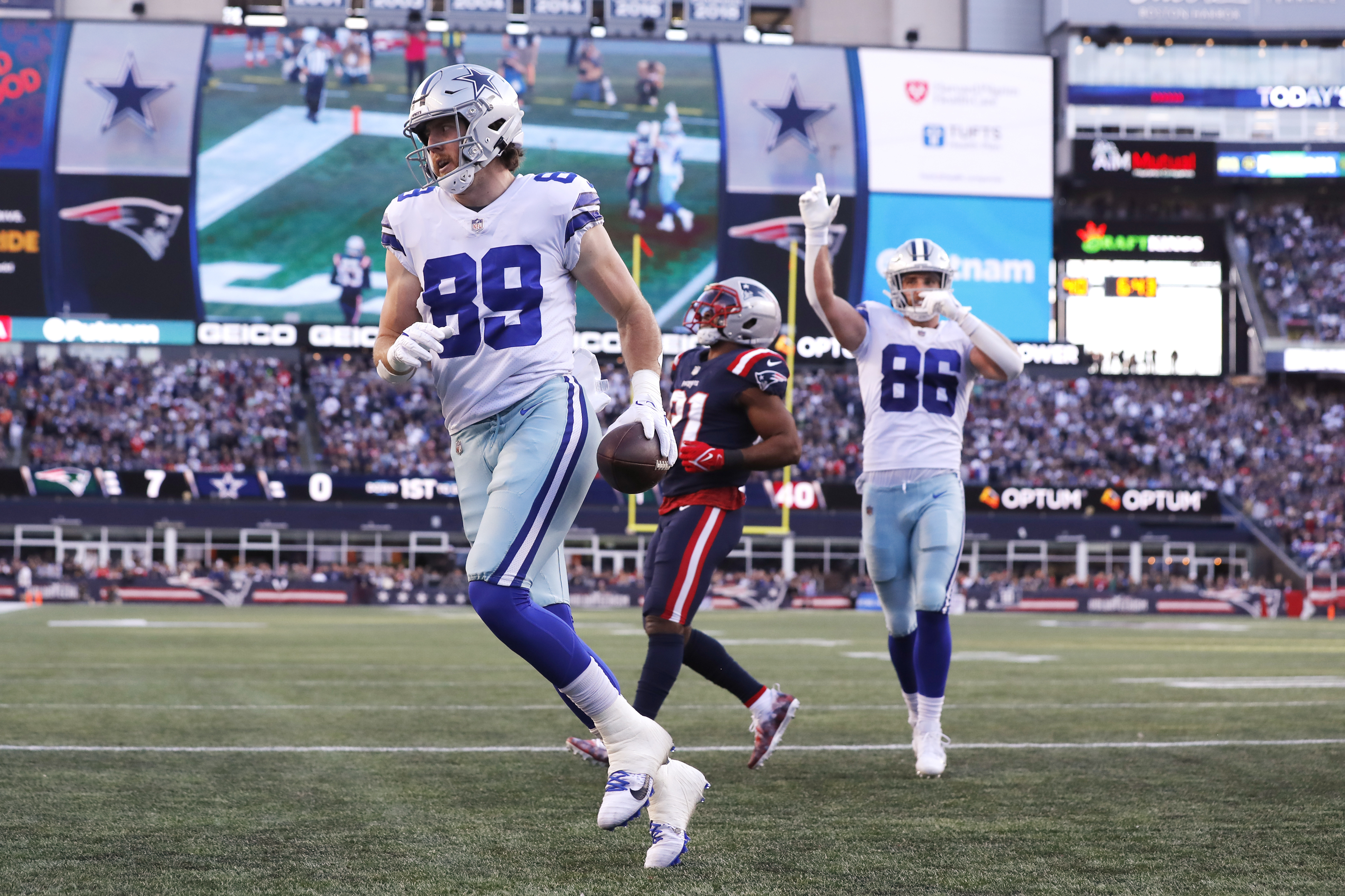 Dallas Cowboys cornerback Maurice Canady wears a Crucial Catch