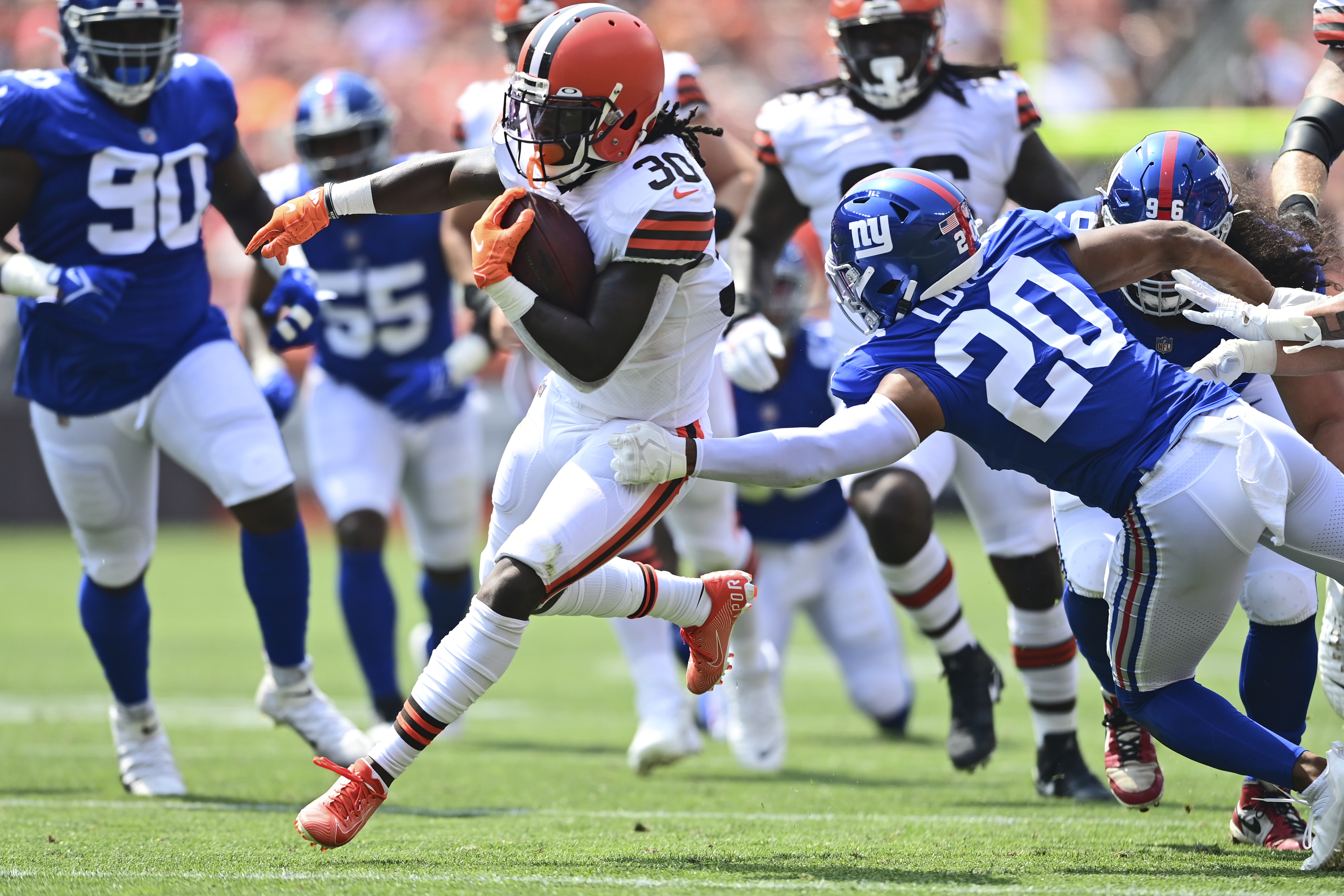 Case Keenum throws TD, Browns beat Giants in matchup of reserves