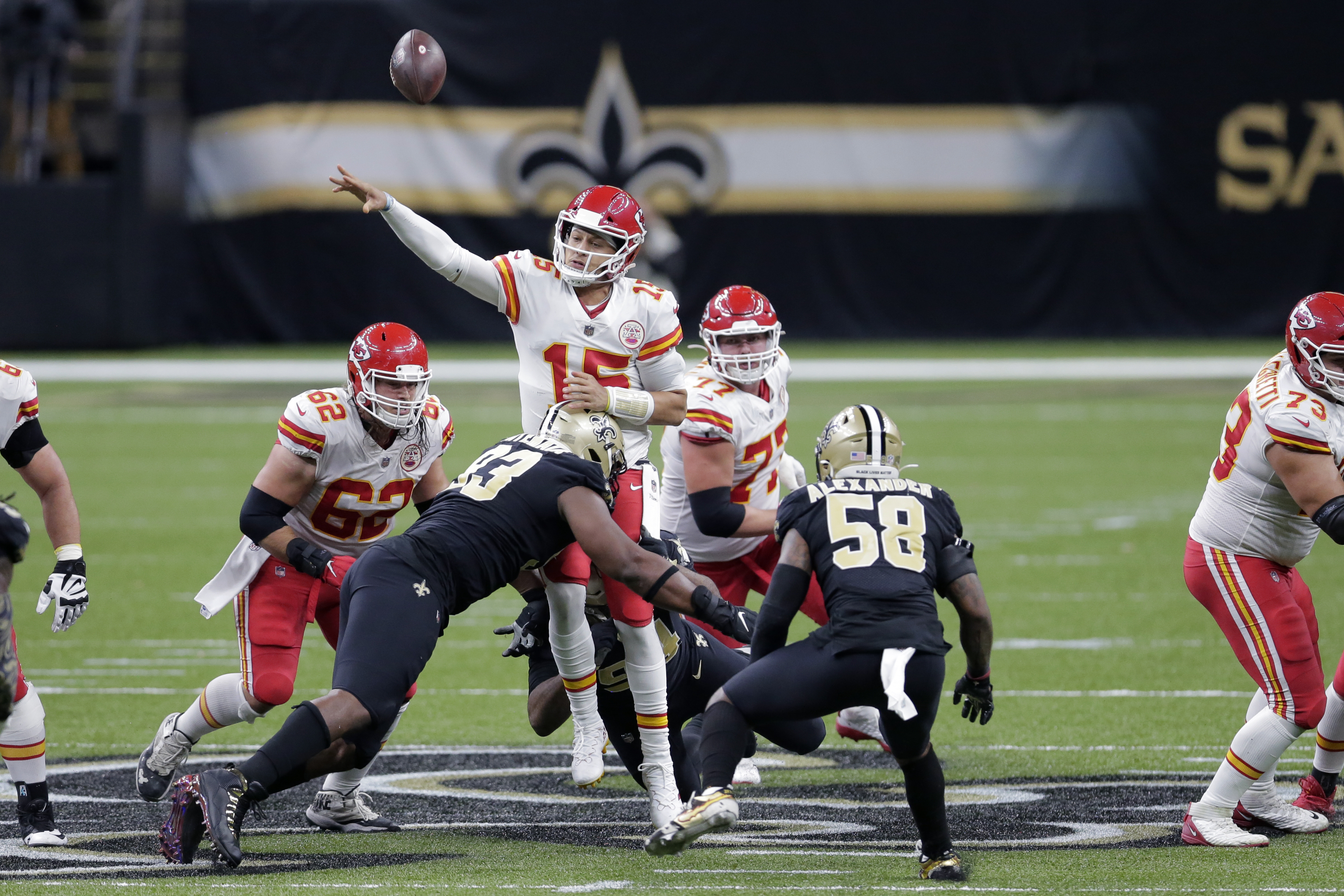 Kansas City Chiefs trust Andrew Wylie to battle at right tackle