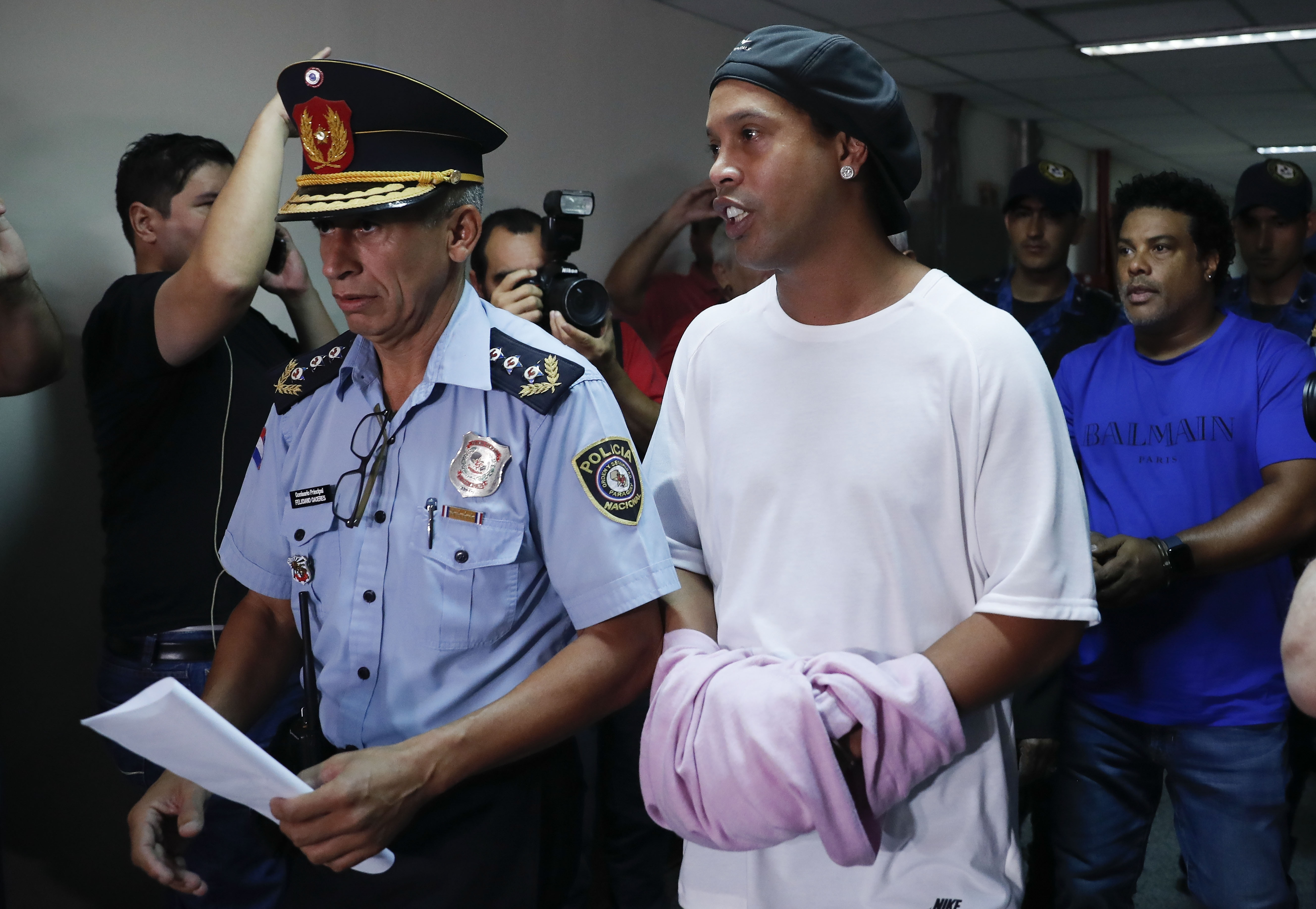 Brazil soccer star Ronaldinho denies ties to company accused of