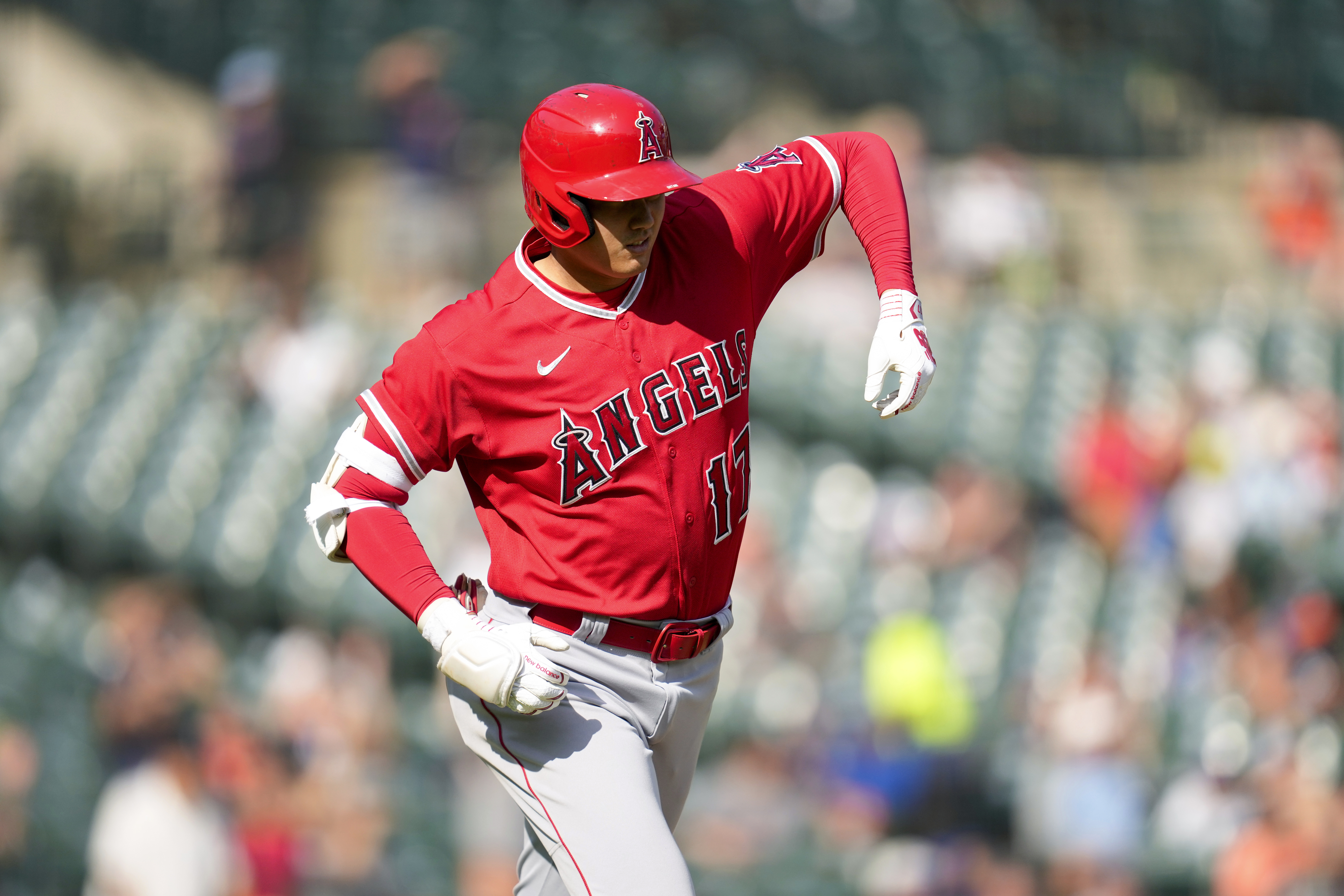 Angels say they won't trade Ohtani. He celebrates with 1-hitter, 2 HRs