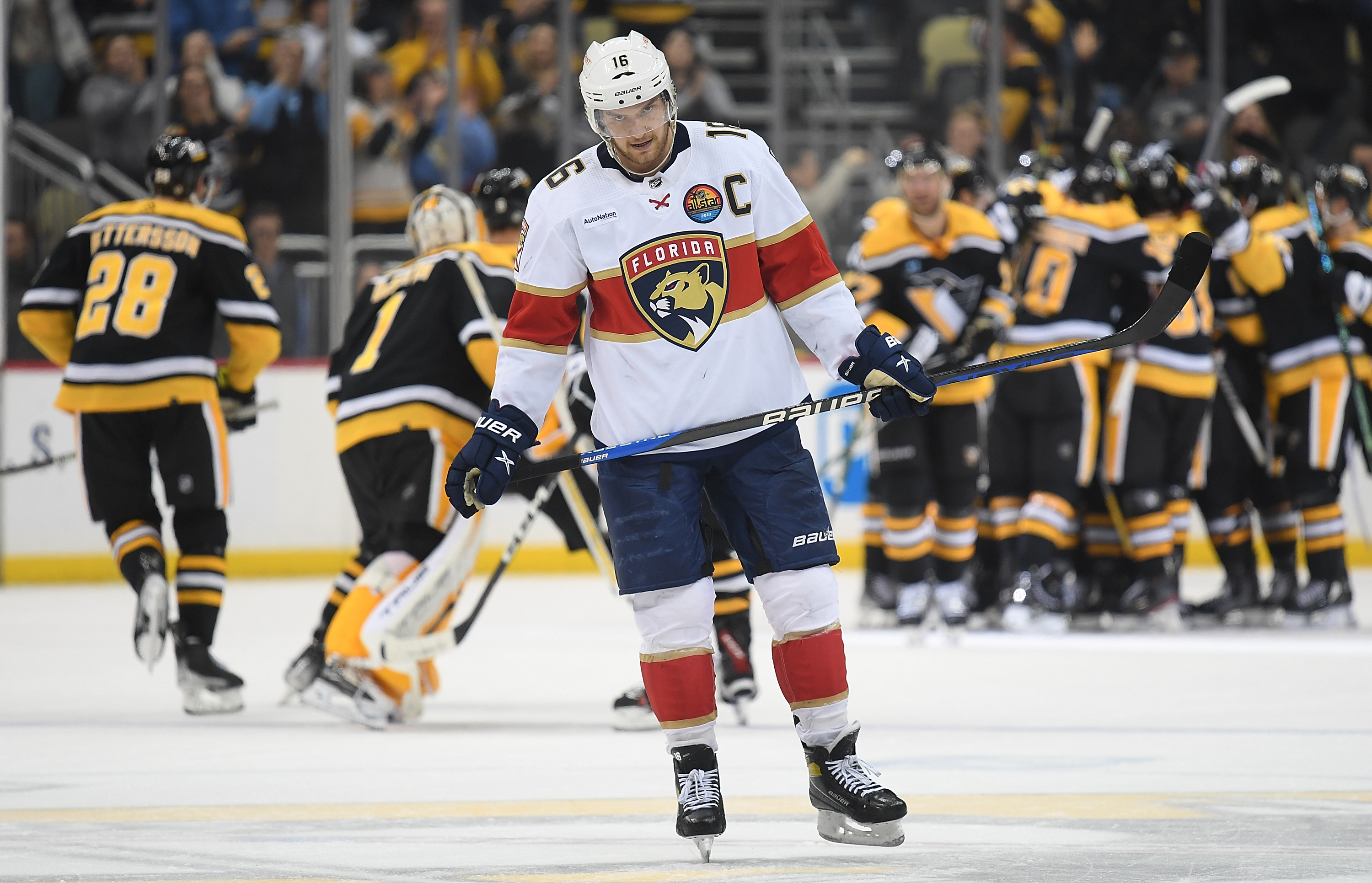 Evgeni Malkin of the Pittsburgh Penguins celebrates his first period  News Photo - Getty Images