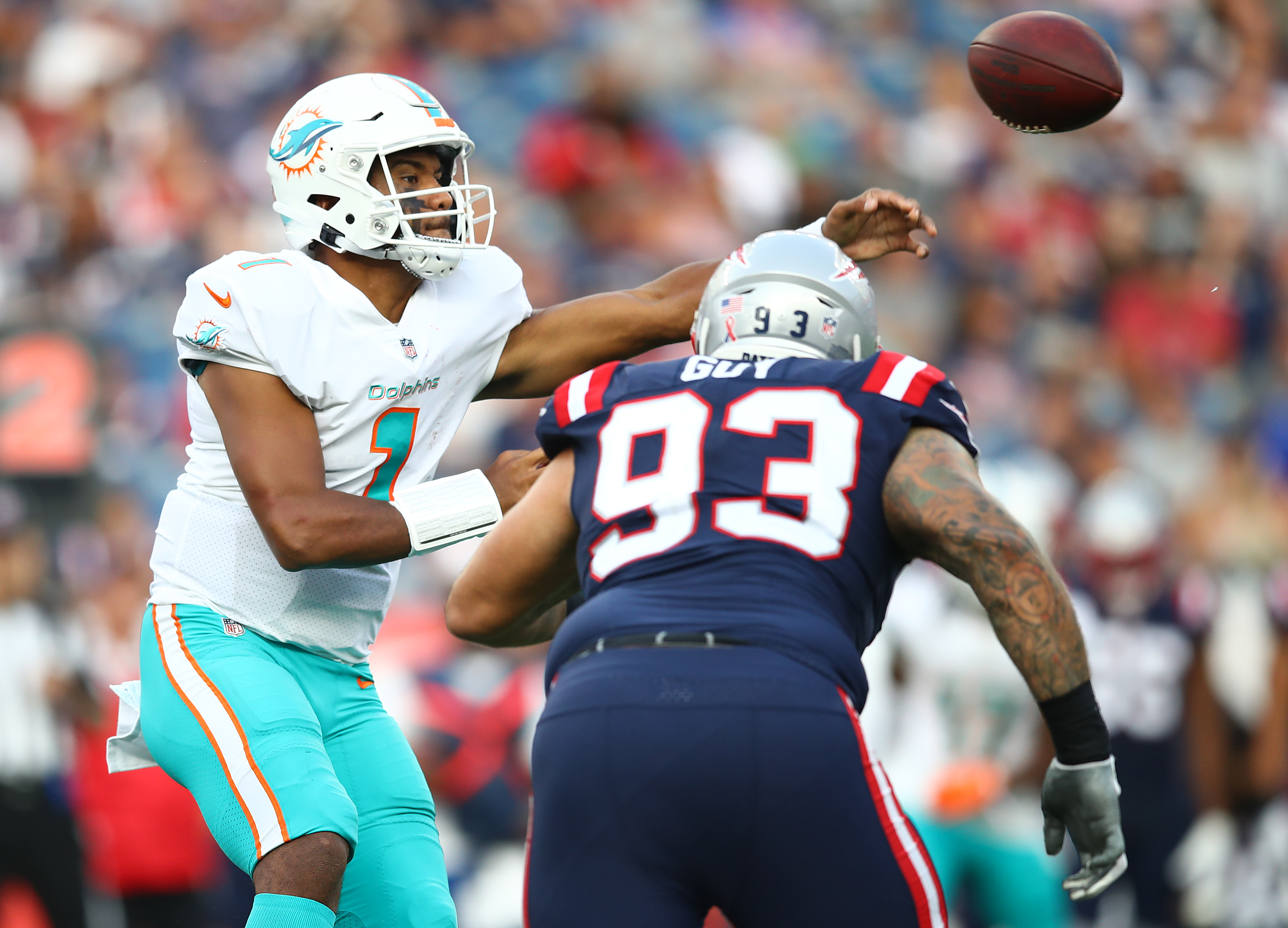 Jaylen Waddle Scores First Touchdown in Miami Dolphins Season Opener  Against New England Patriots