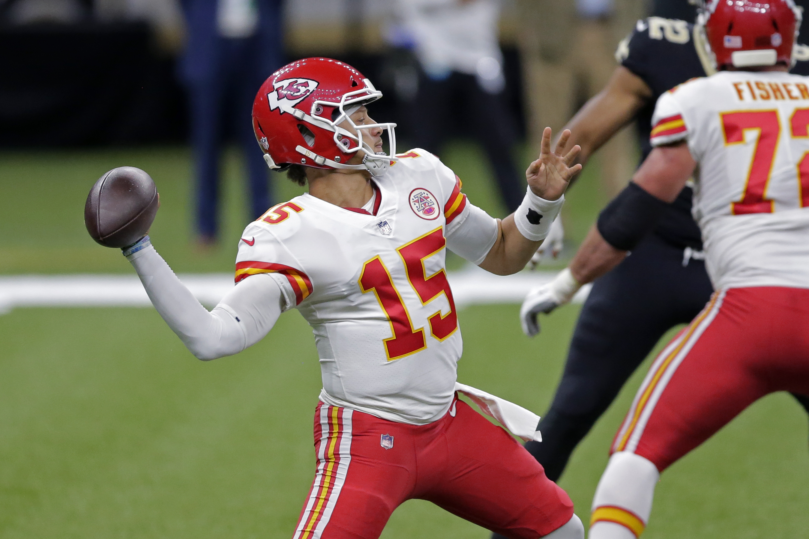 NFL scores, schedule, live updates in Week 1: Patrick Mahomes with 5 TDs in  first game without Tyreek Hill 