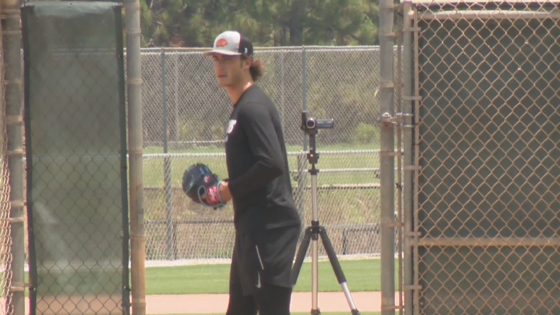 Marlins allow members of 40-man roster to workout in Jupiter