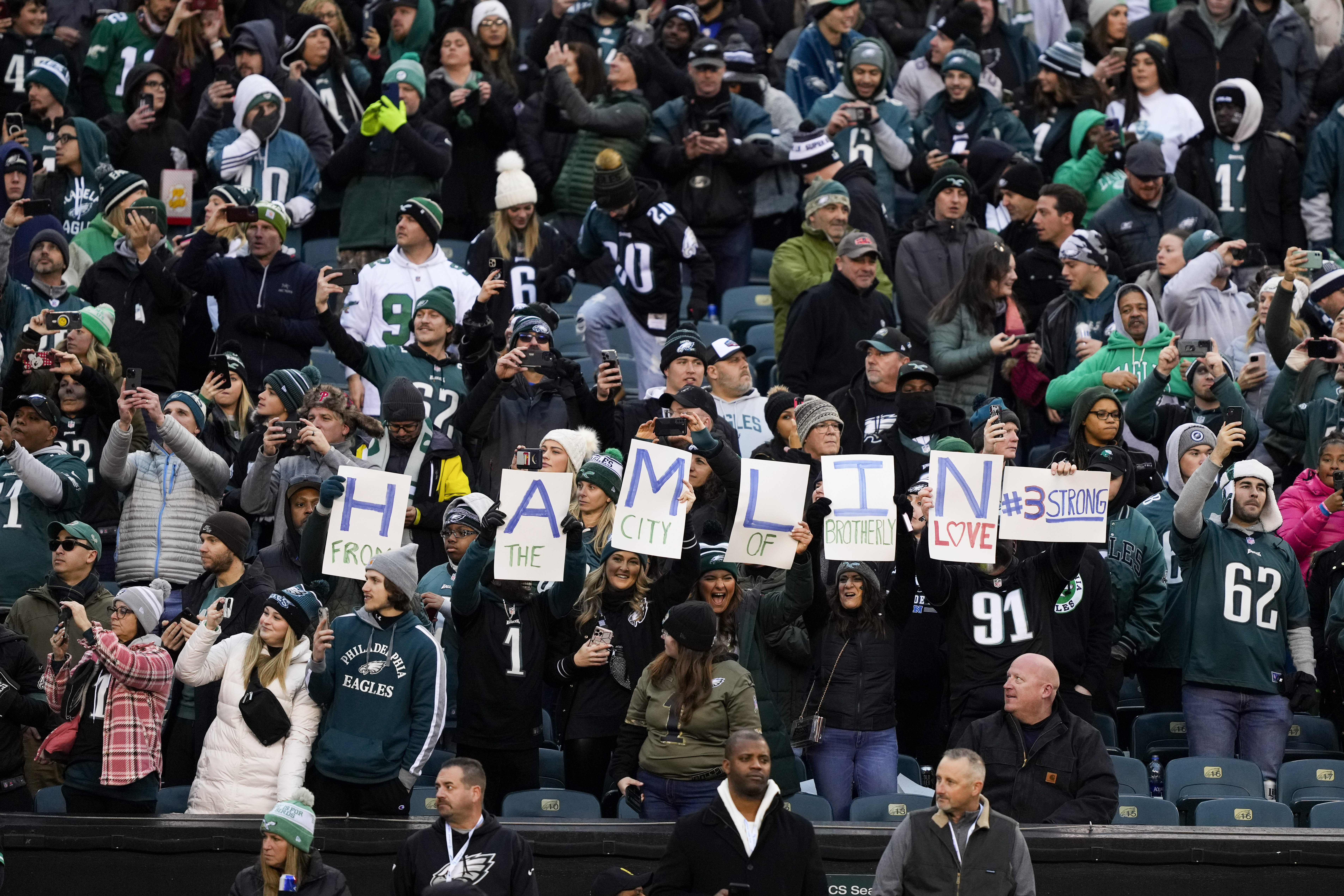 Photos of Damar Hamlin tributes spotted at Bengals vs. Ravens tailgate