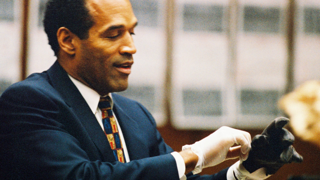 A 'fitting' anniversary: Gloves incident at O.J. trial still a hot debate,  28 years later