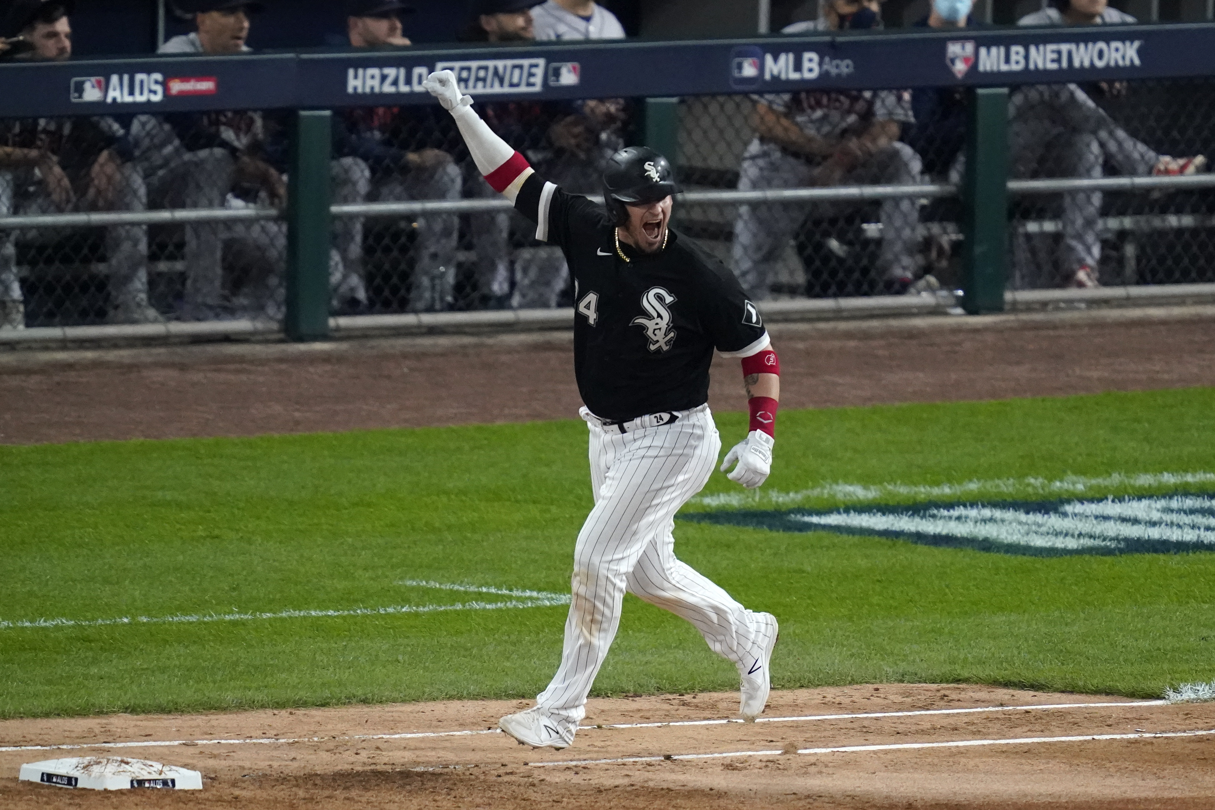 Astros plagued by strikeouts in 12-6 ALDS Game 3 loss to White Sox –  Houston Public Media