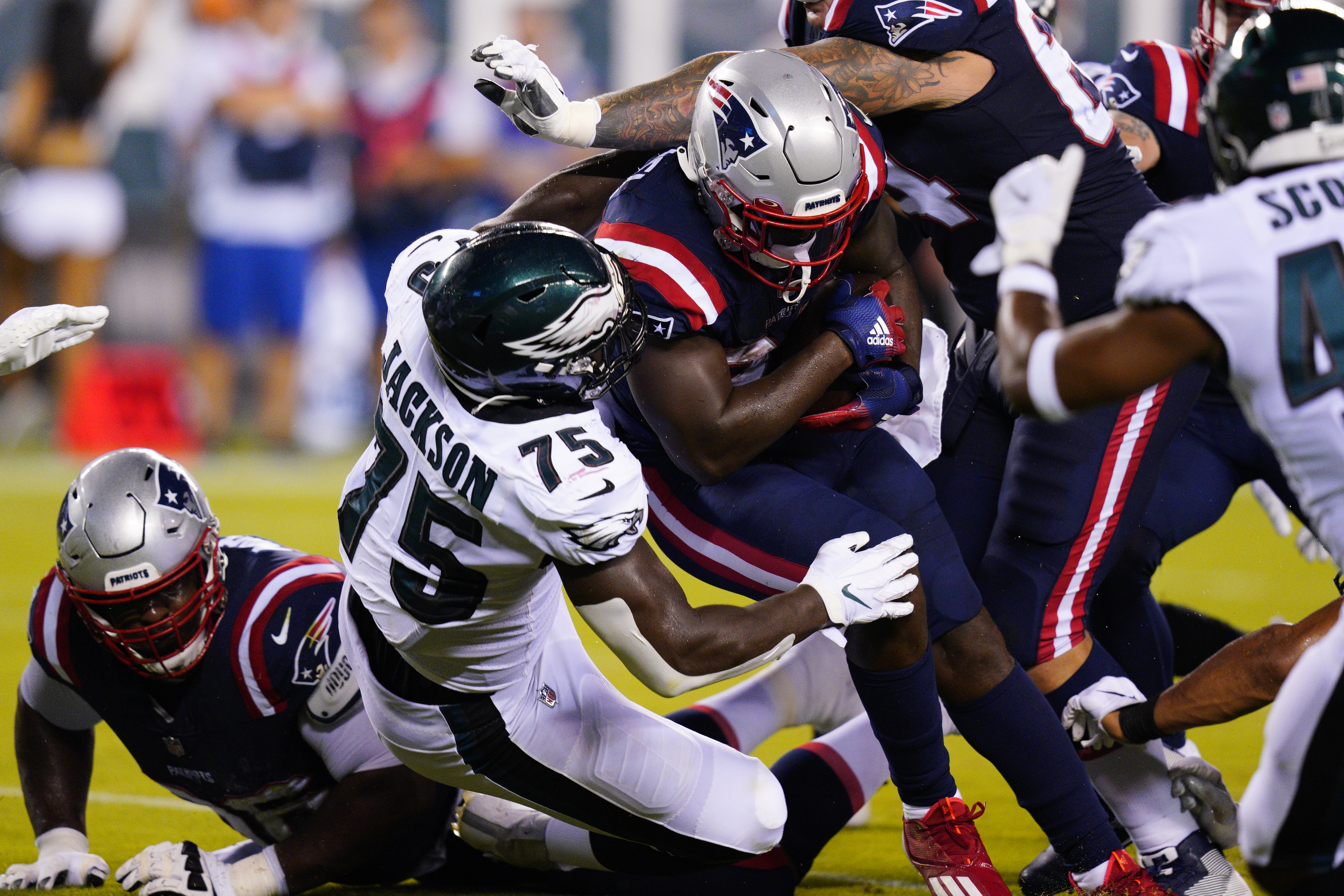 Patriots rout Eagles 35-0, Newton, Jones star at QB