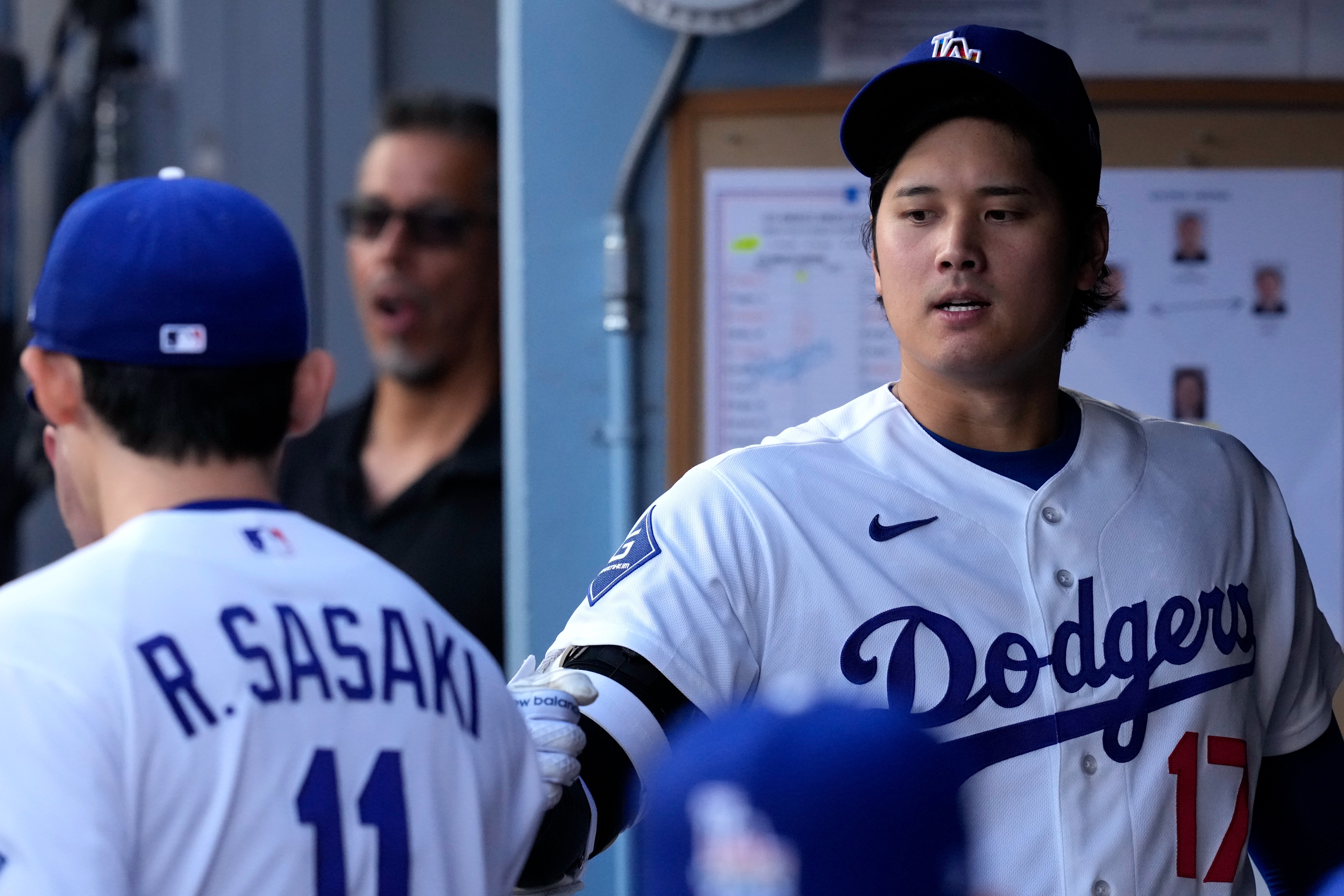 Roki Sasaki's 10 strikeouts, a harder splitter and a long-awaited
