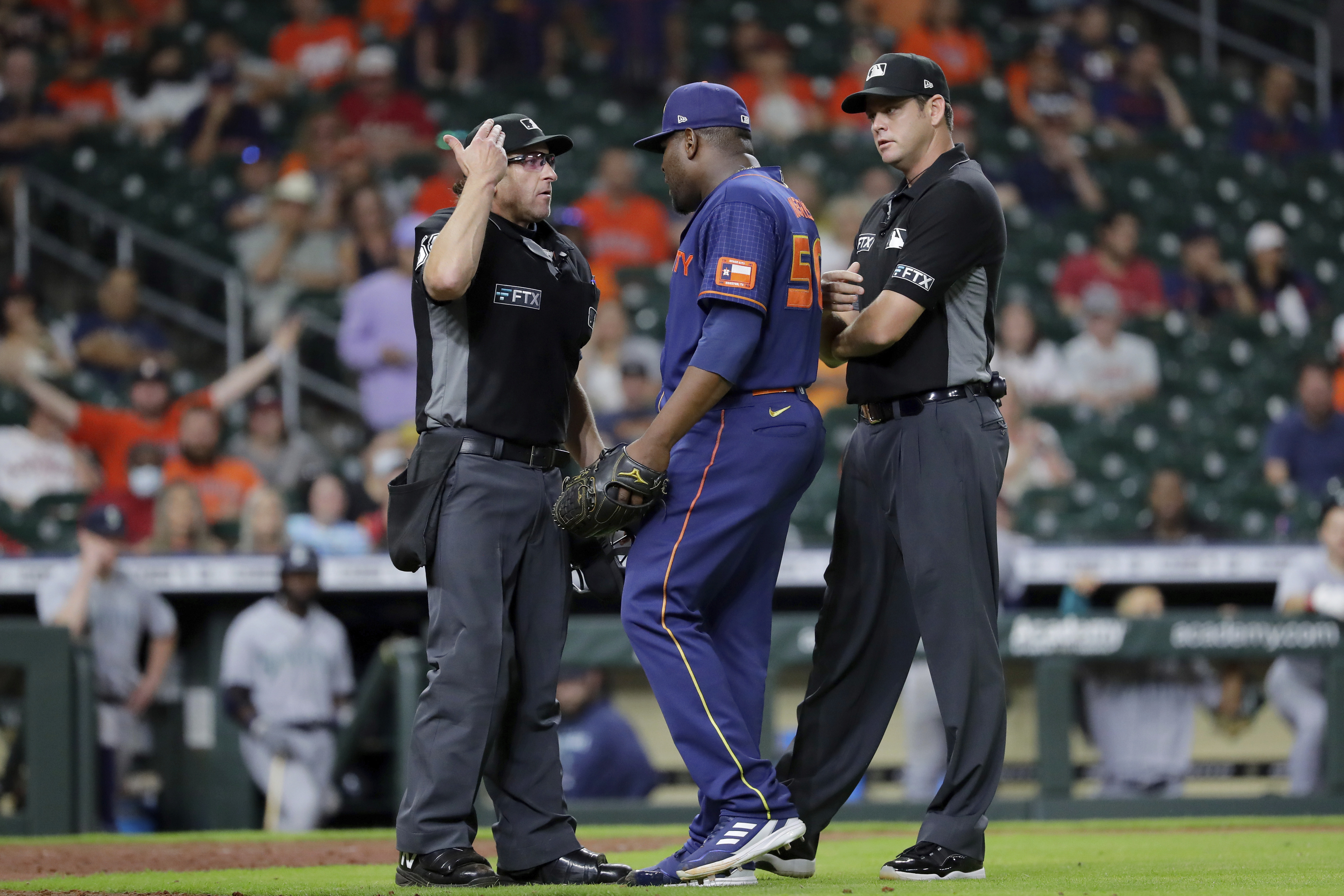 Why was Scott Servais ejected vs Orioles? Mariners manager tossed in the  9th inning