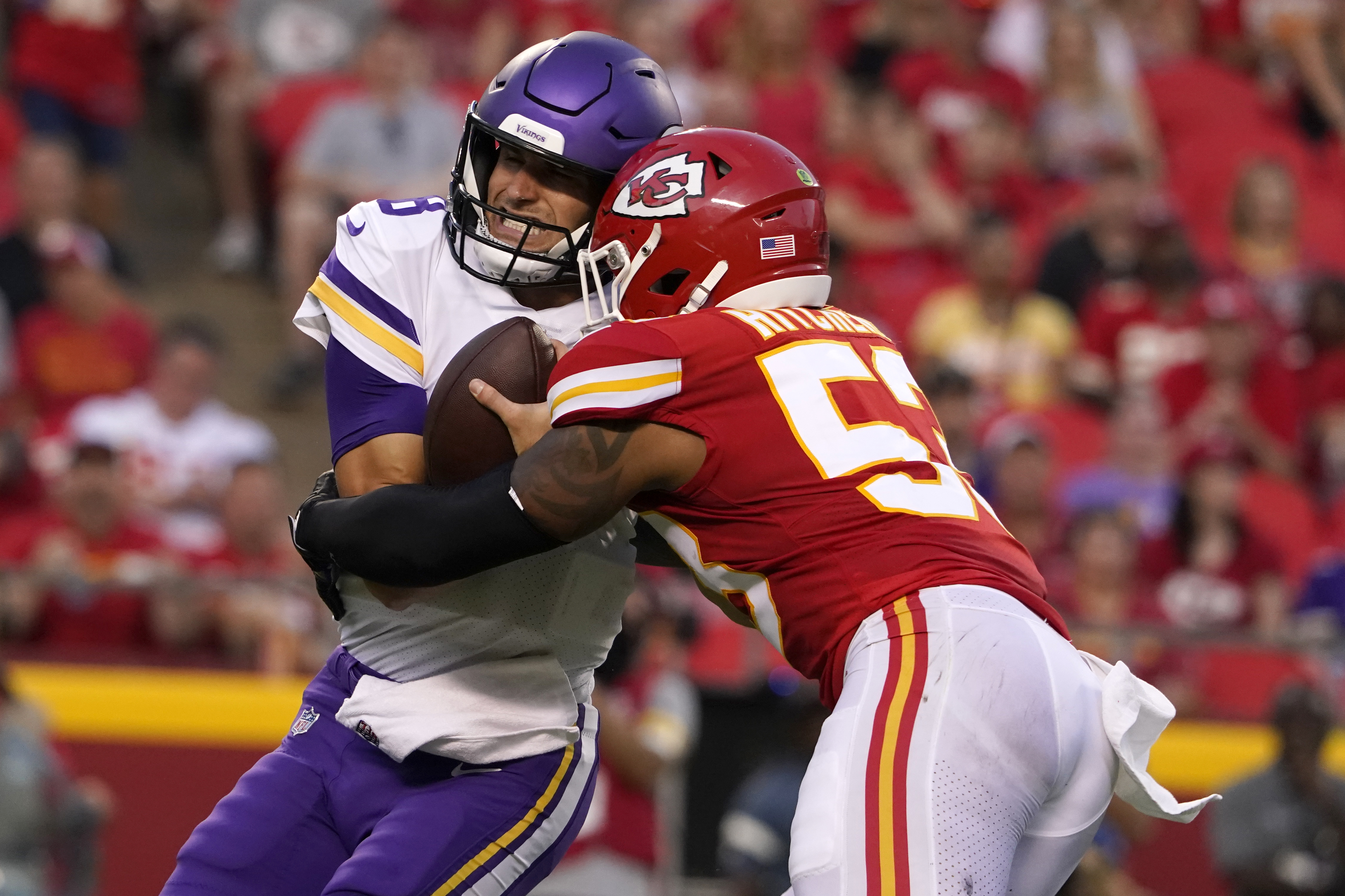 Mahomes sharp as Chiefs roll to victory over Vikings