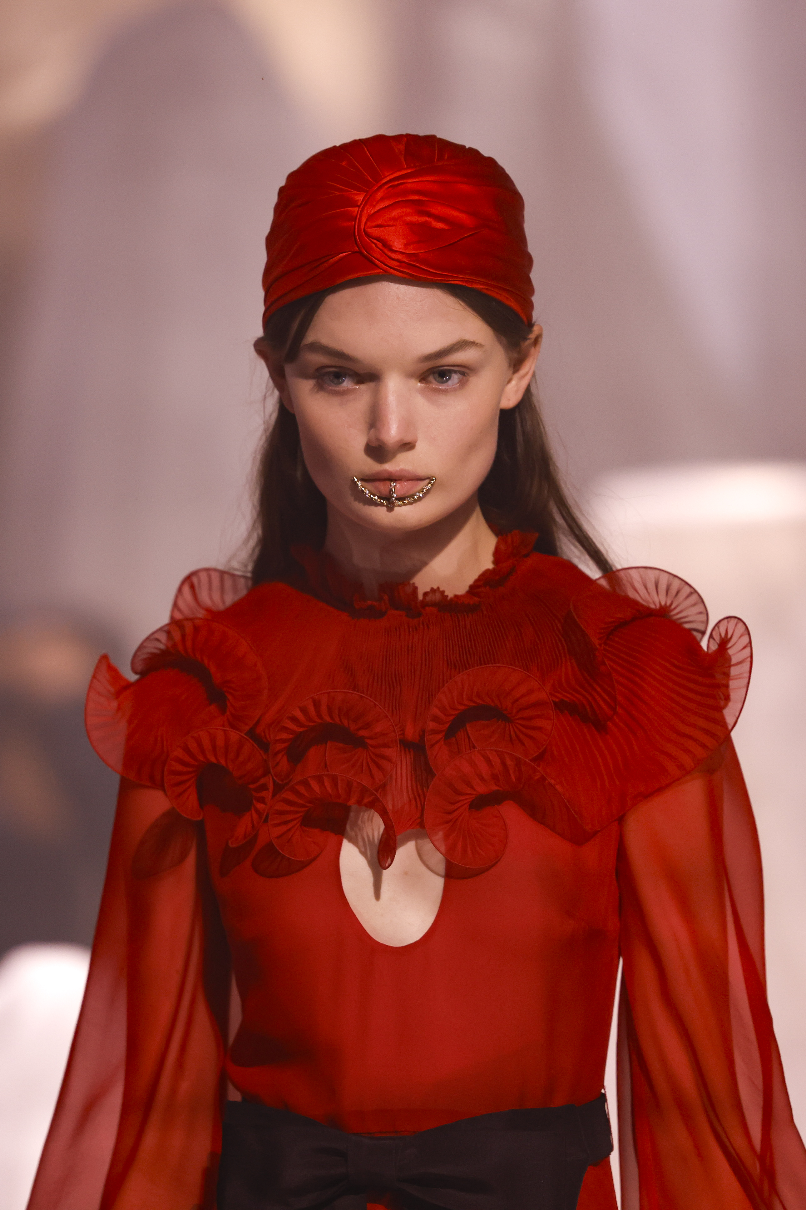 Valentino's new designer puts on maximalist Paris ready-to-wear debut