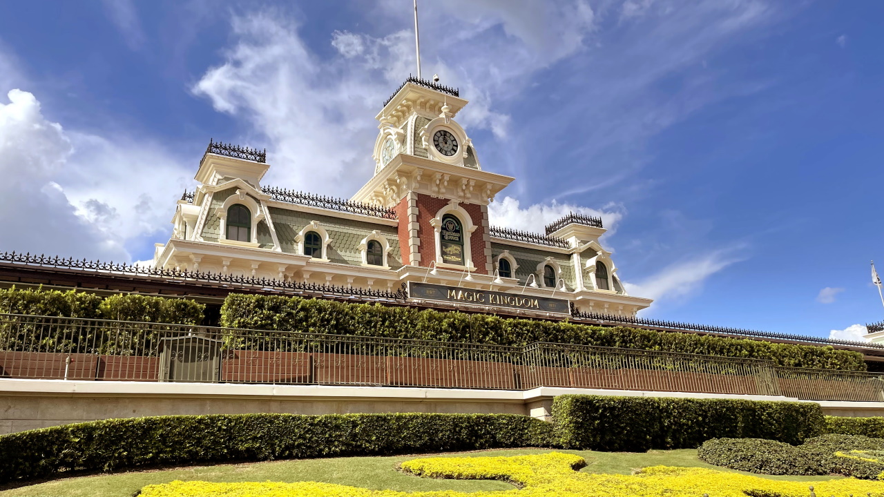 Magic Kingdom Entrance and Train Station Background Wallpaper