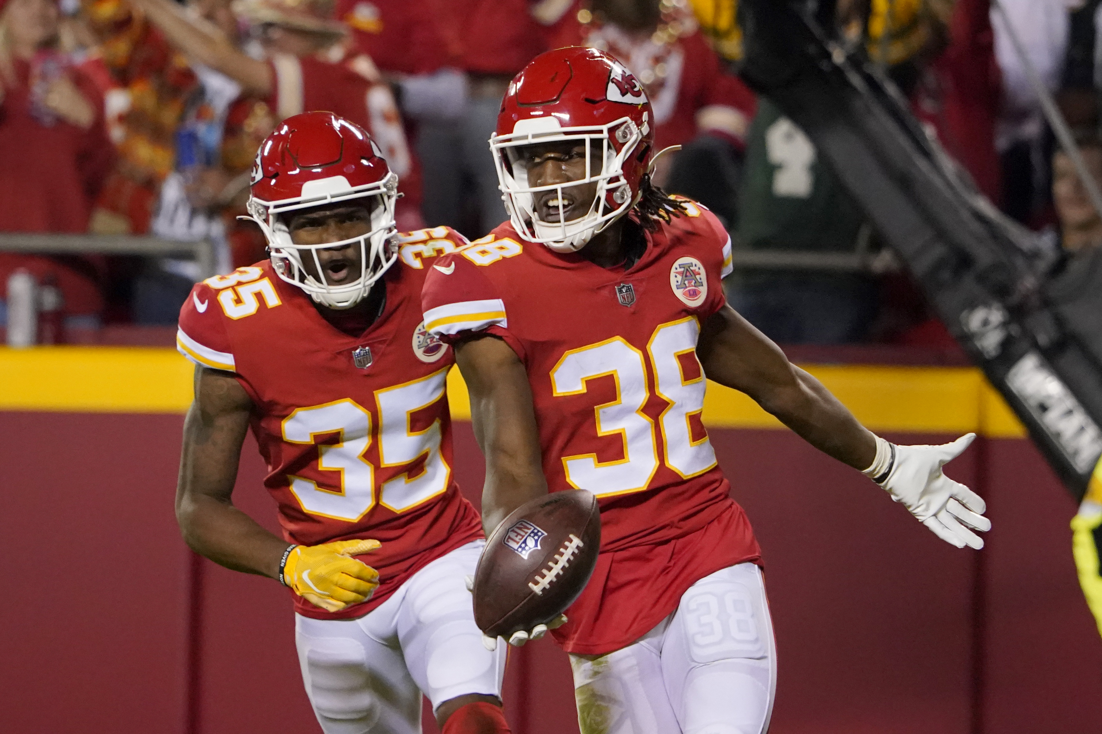 Chiefs rule out cornerback L'Jarius Sneed for Raiders game