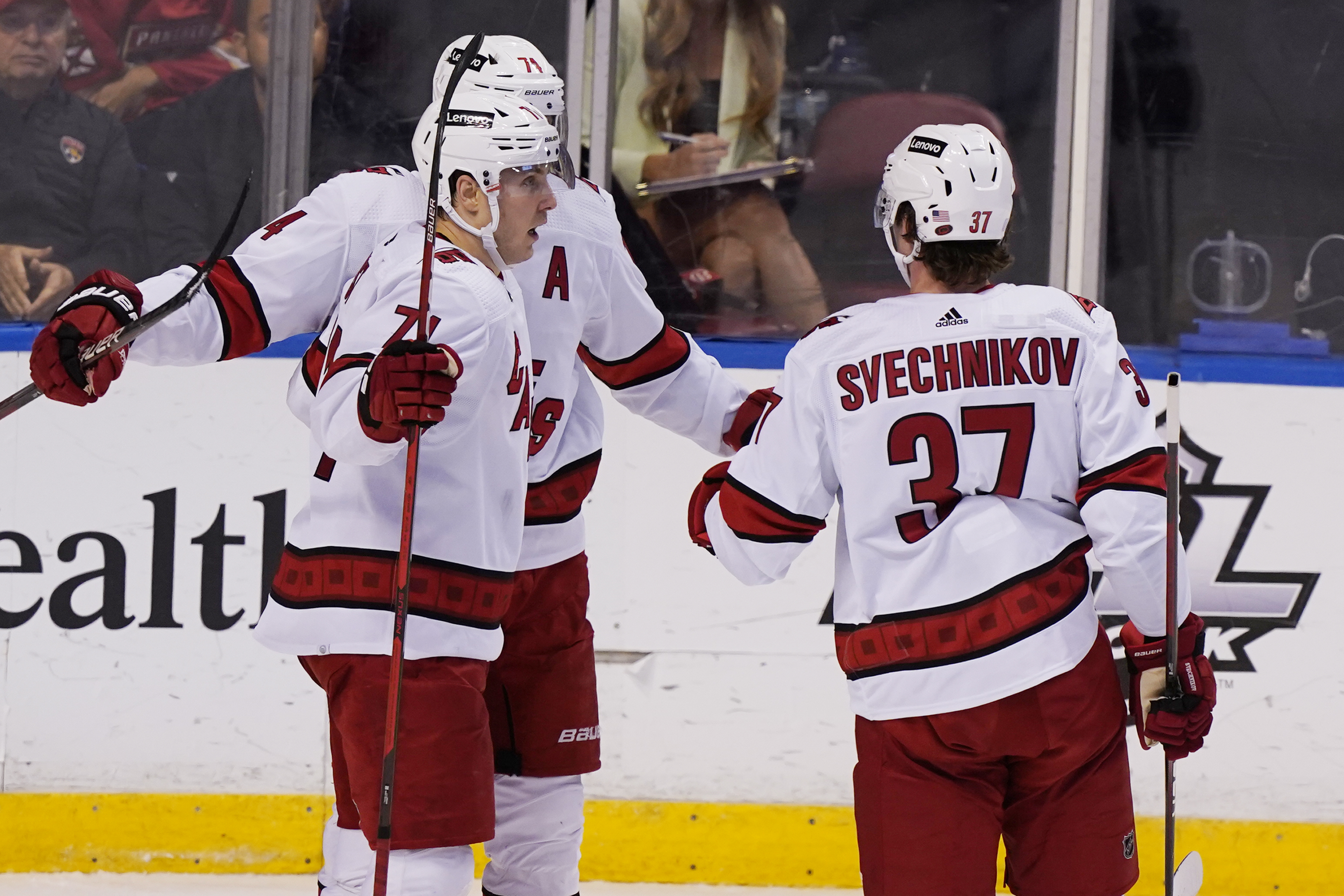 Devils rout Panthers 7-3, Barkov sets franchise mark for goals