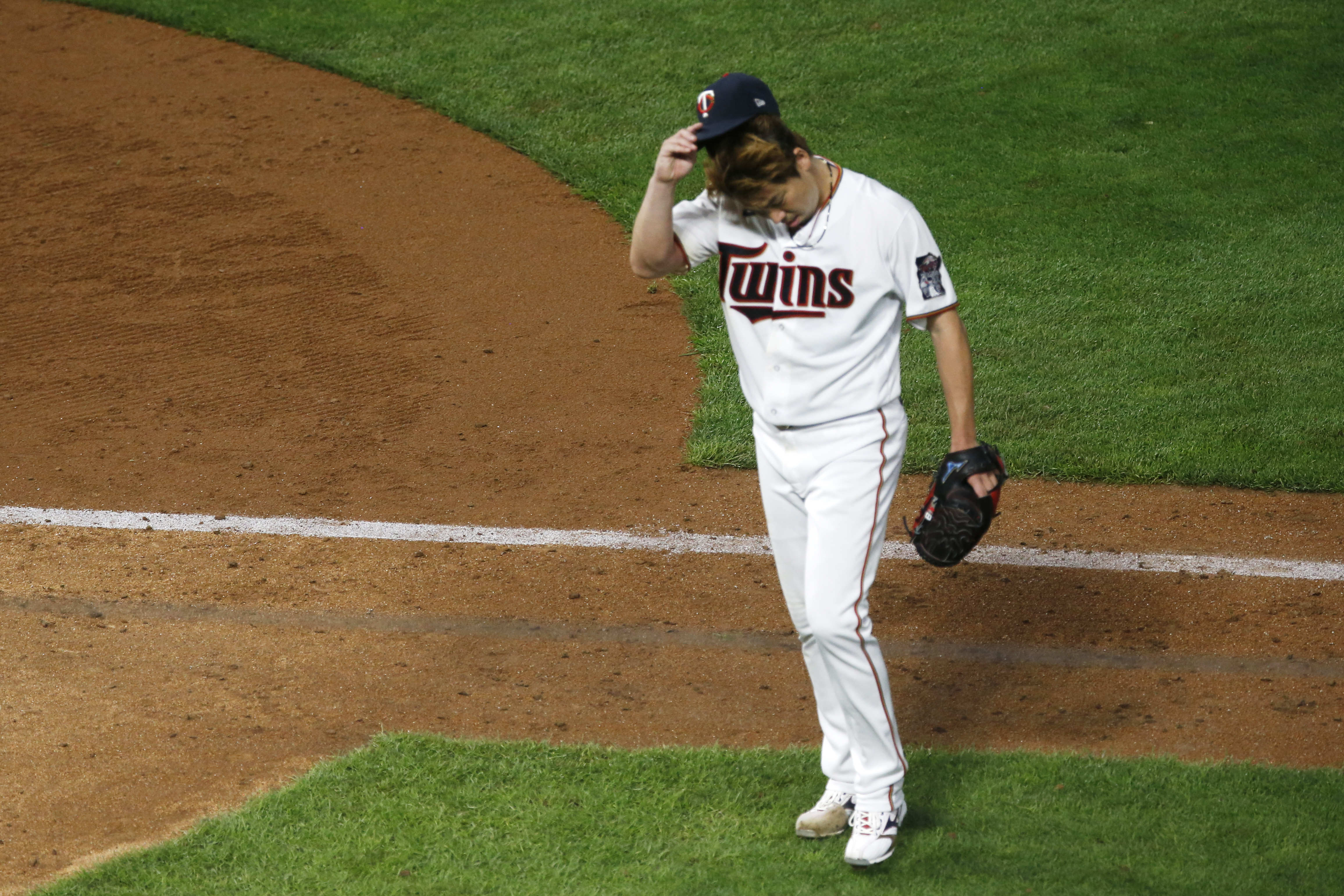 Maeda's no-hitter ends in 9th; Twins top Brewers 4-3 in 12 - The San Diego  Union-Tribune