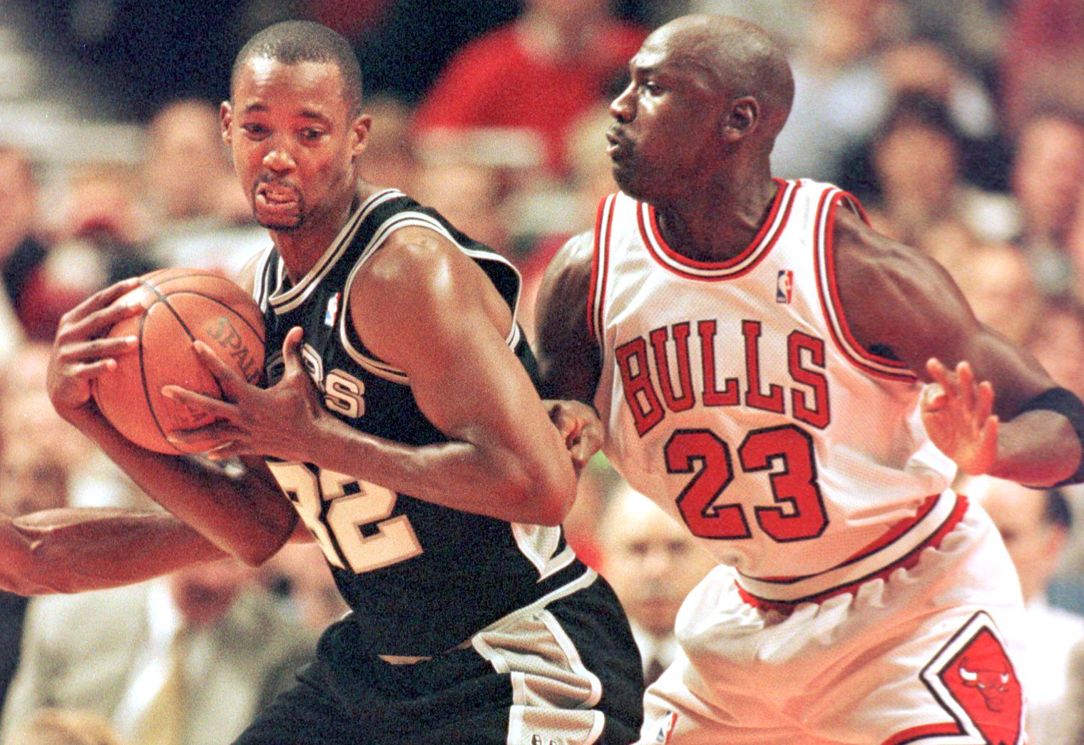 Chicago Bulls history: Michael Jordan and Co. win sixth ring
