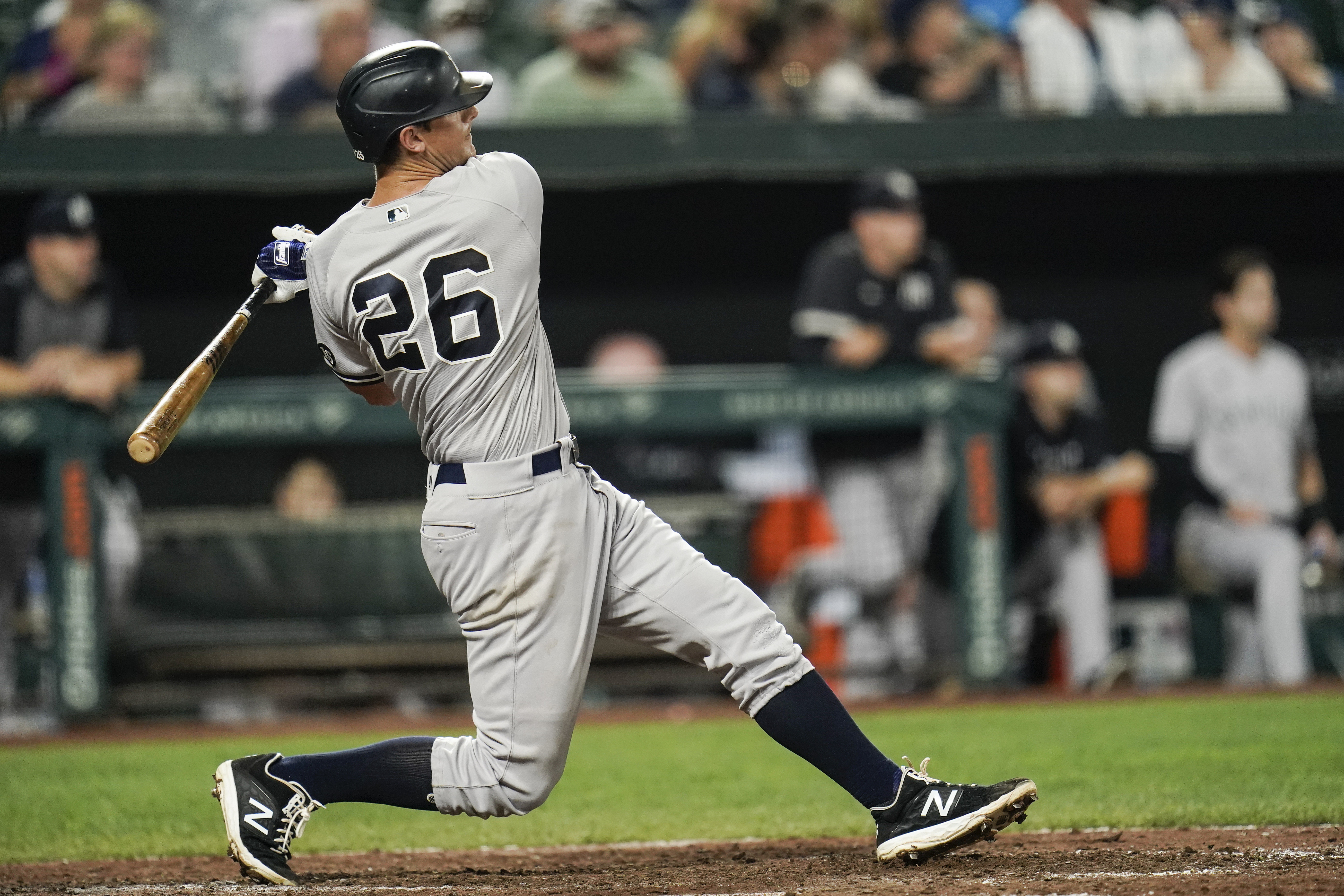 New York Yankees: What does Luke Voit bench press?