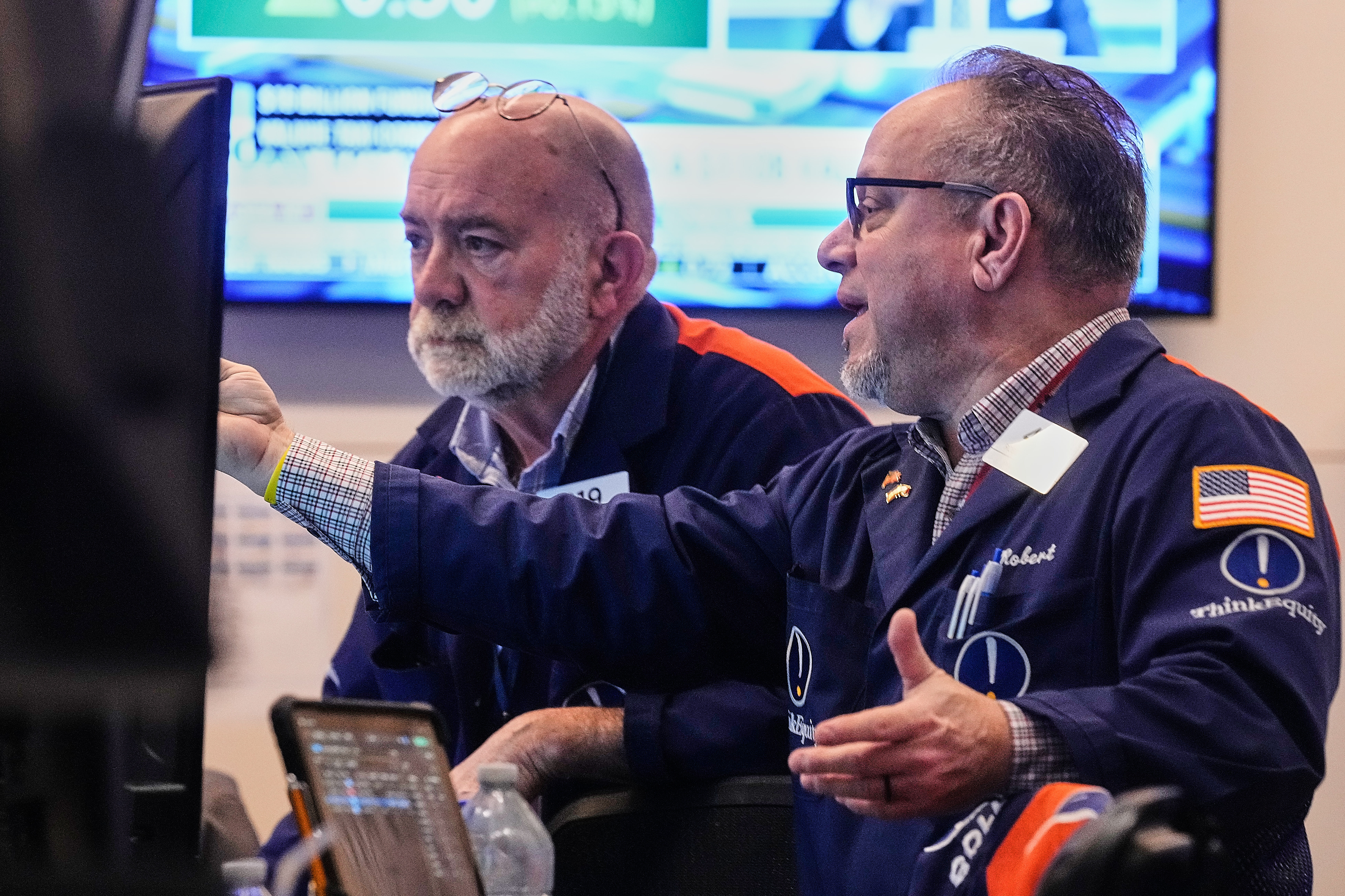 US stocks hold steady as the countdown ticks to a Federal Reserve decision on interest rates