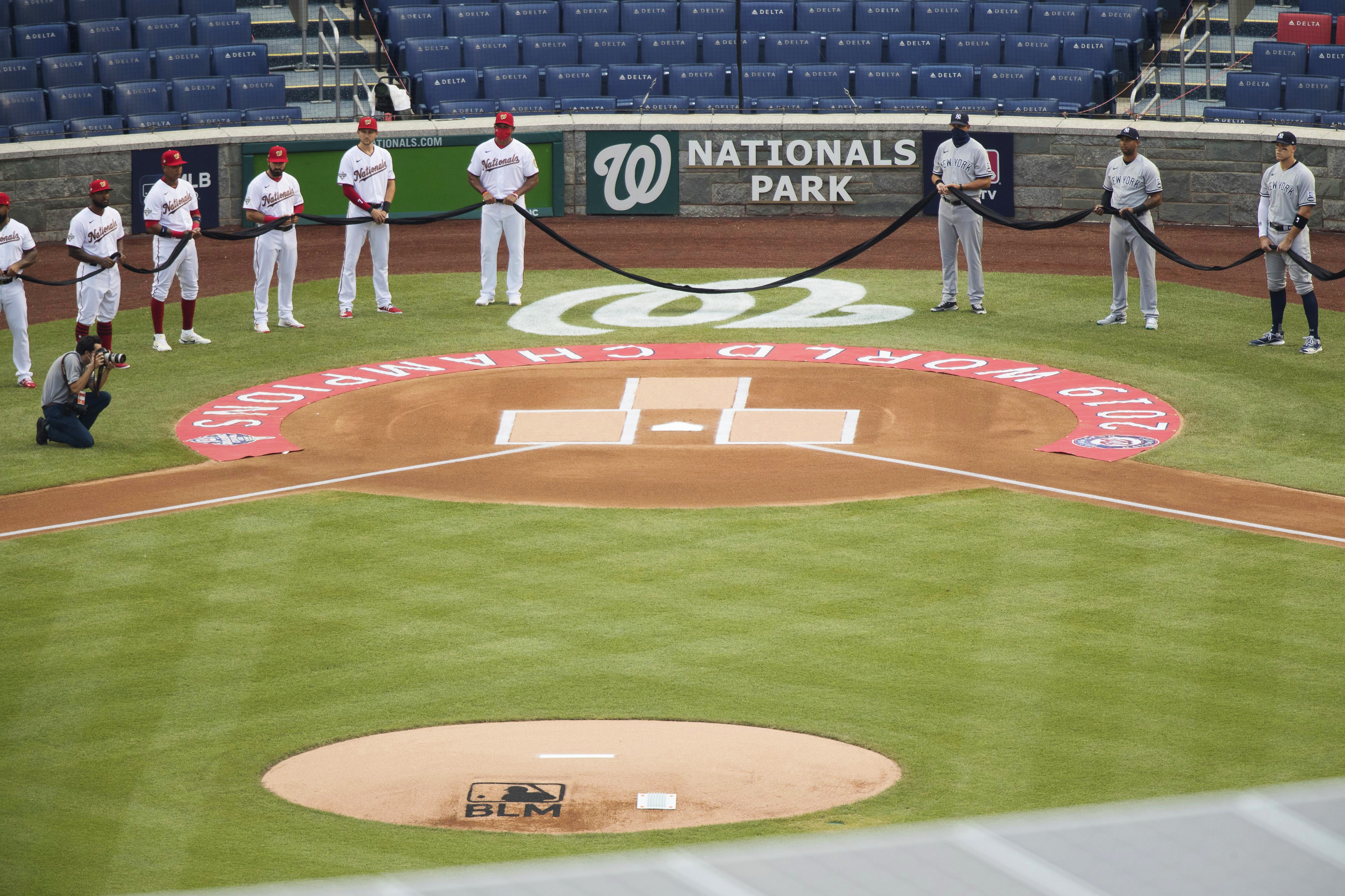 VIDEO: All the Yankees and Nationals players and coaches kneel before  anthem in Black Lives Matter salute