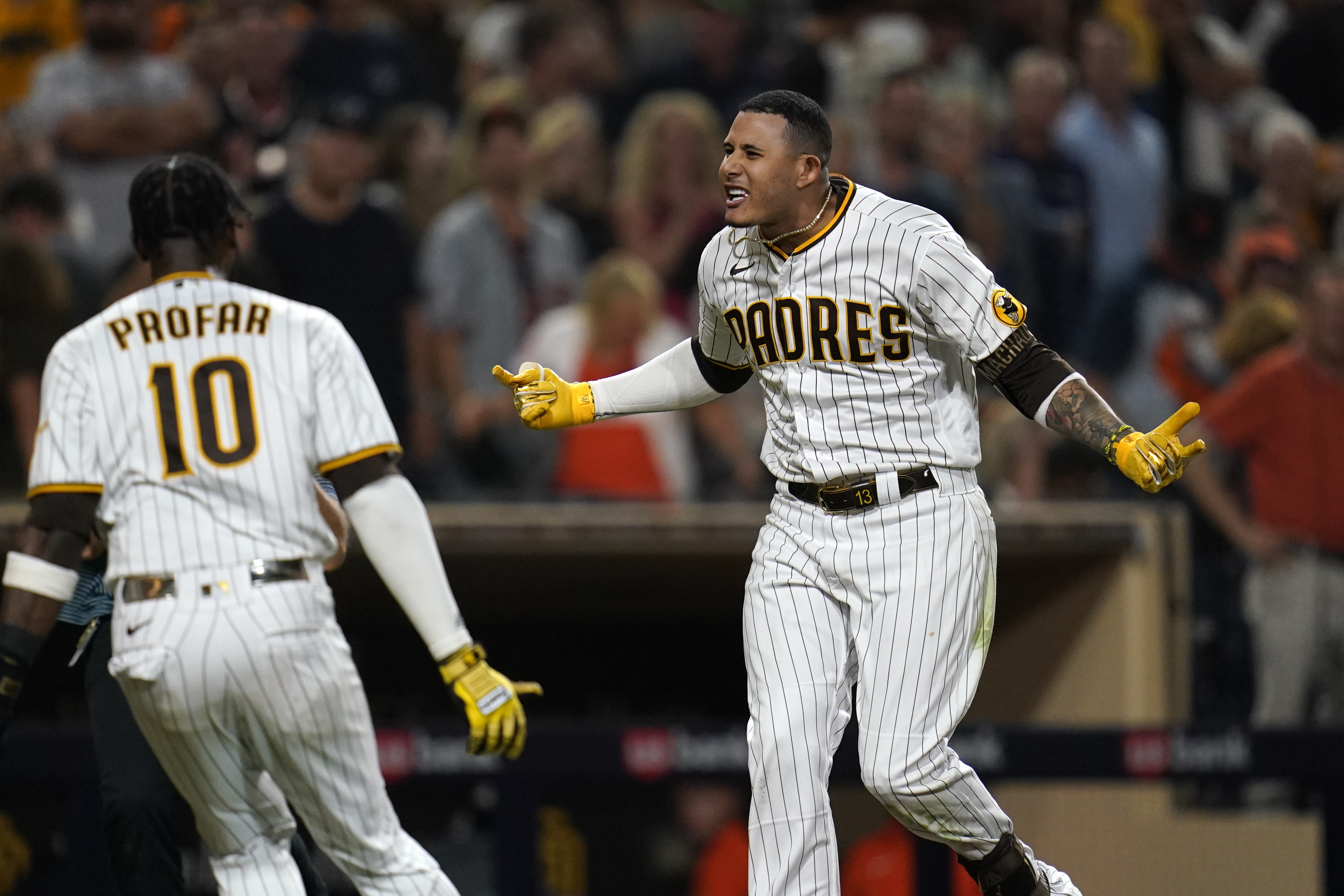 LaMonte Wade Jr.'s two-run homer, 05/08/2022