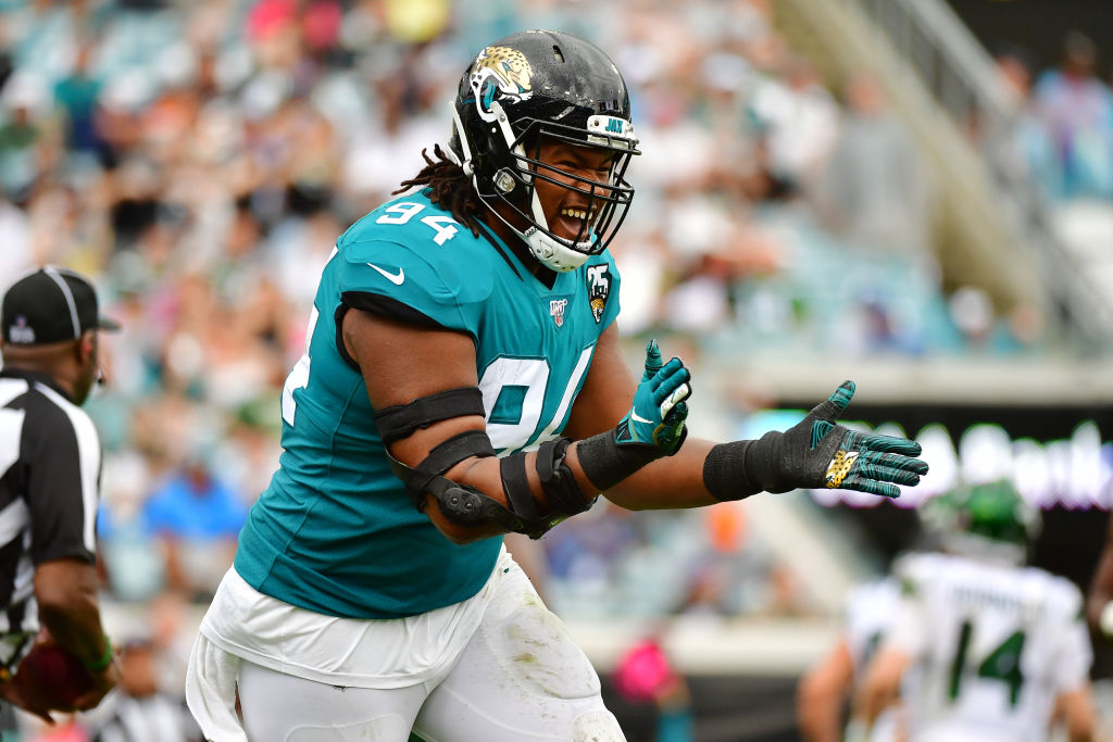 Veteran edge rusher Dawuane Smoot re-signs with the Jaguars on a 1