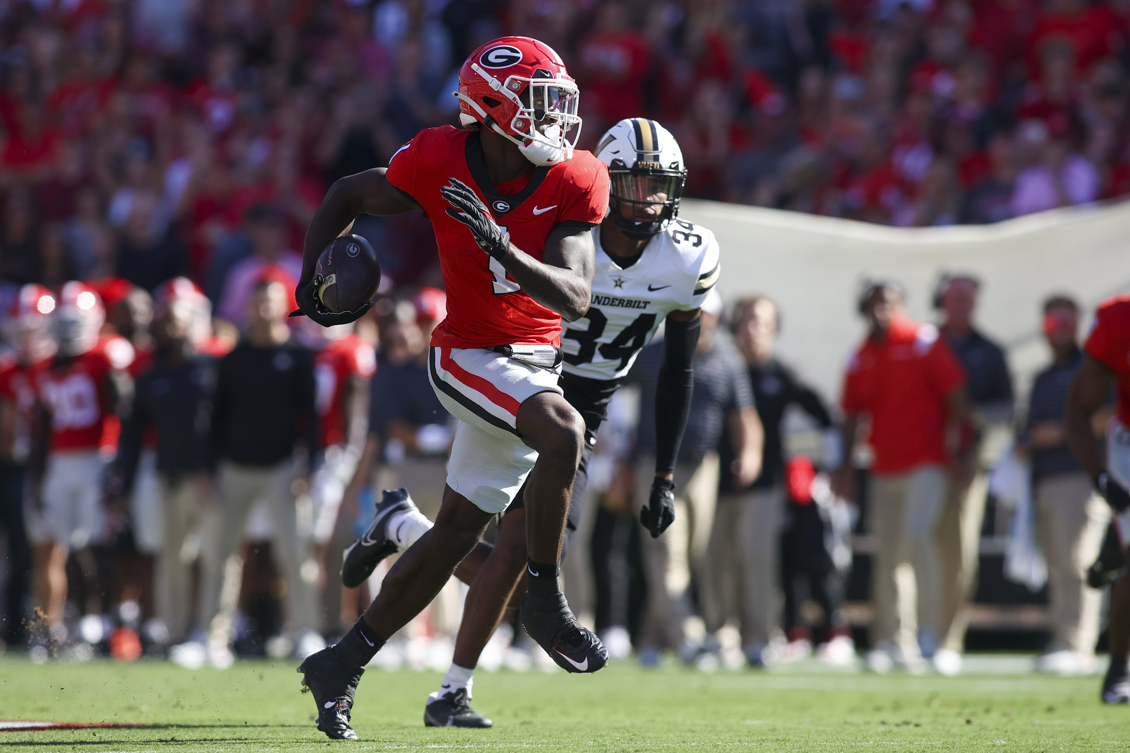 Georgia marks return to No. 1 with 55-0 rout of Vanderbilt