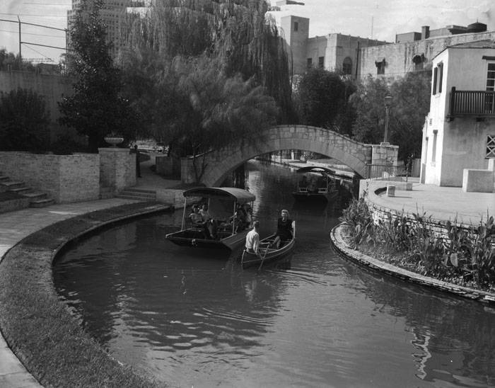 Historical photos show famed San Antonio River Walk in different light