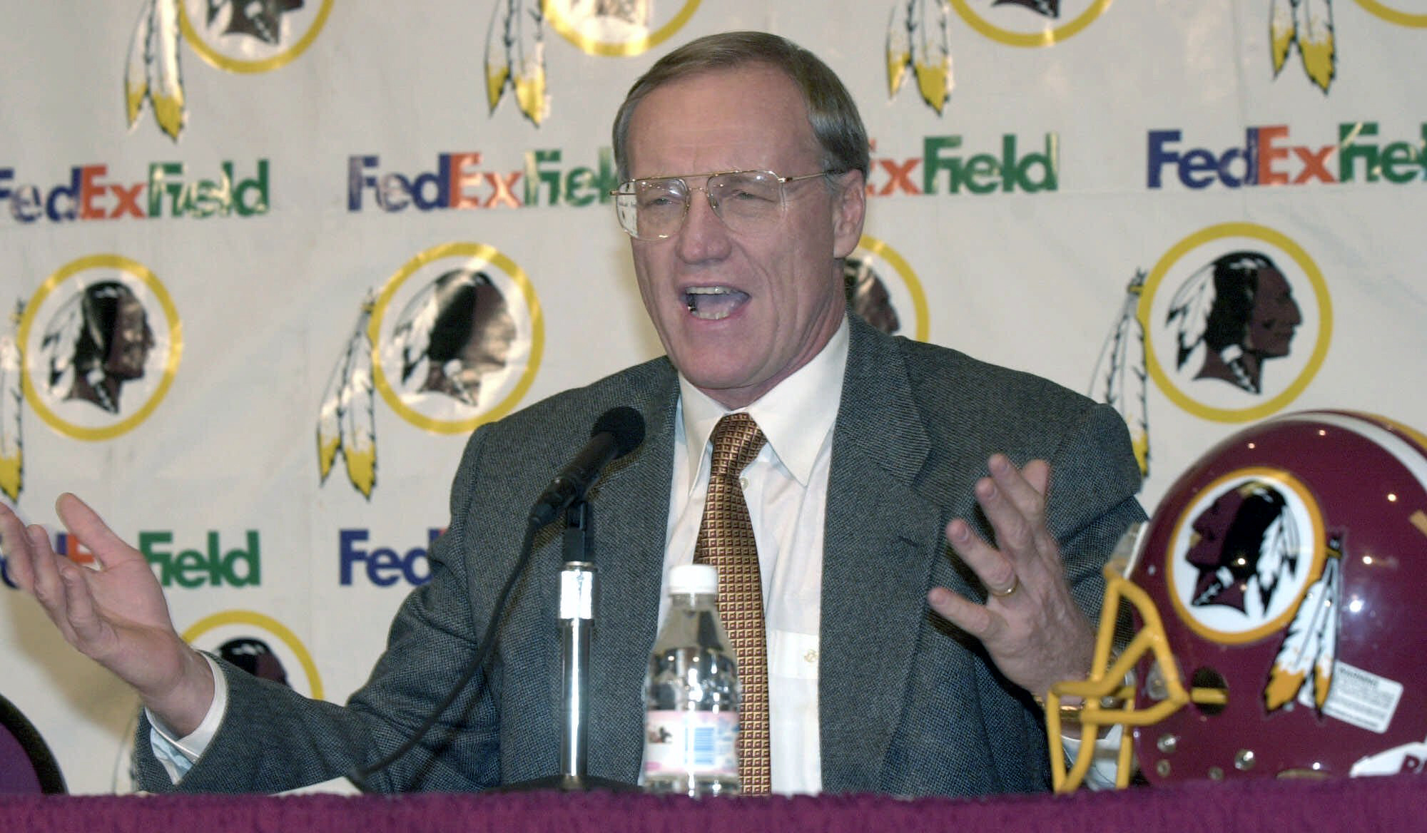 Former NFL coach Marty Schottenheimer, top 10 in all-time wins