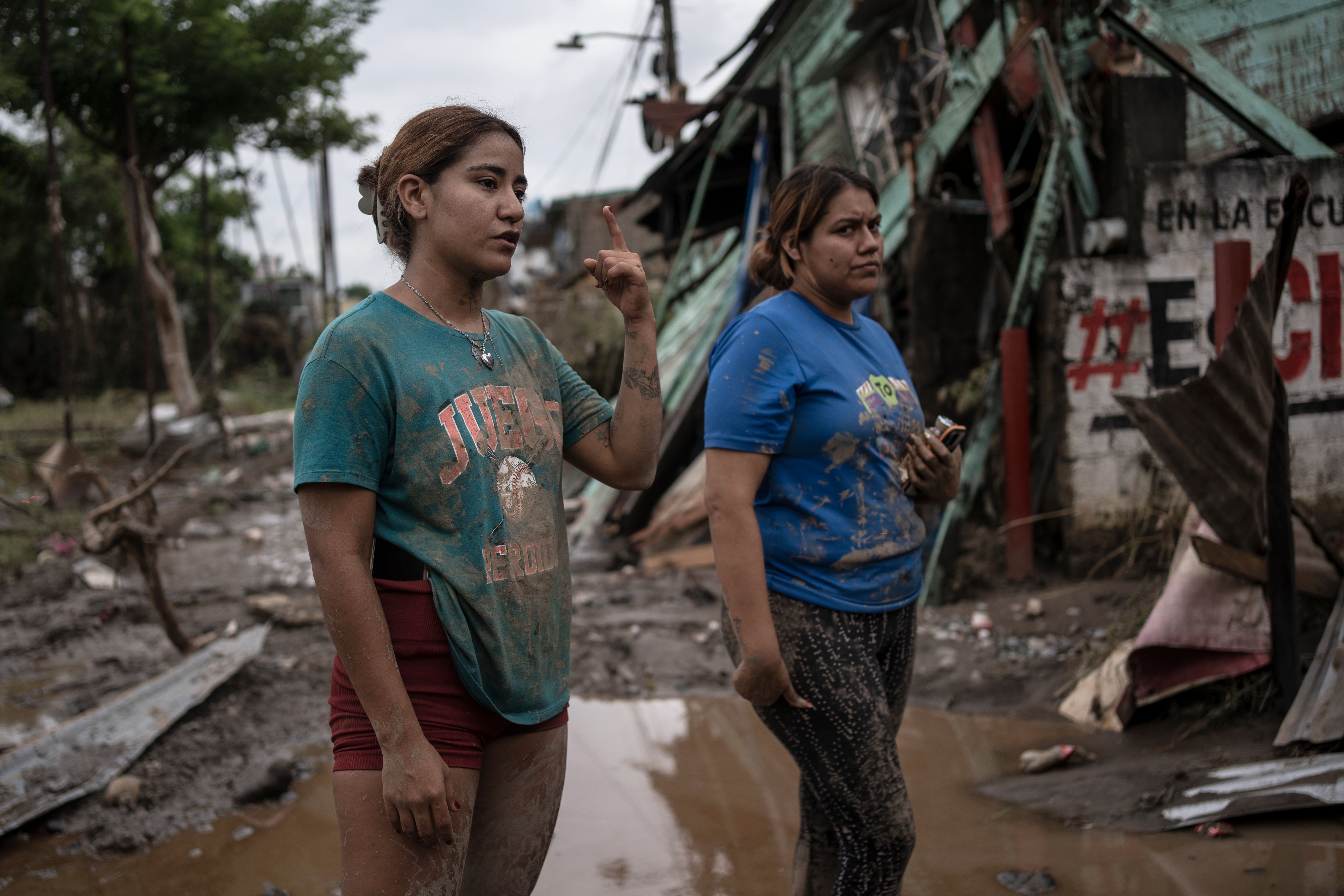 Heavy rain in Mexico sets off floods and landslides, killing at