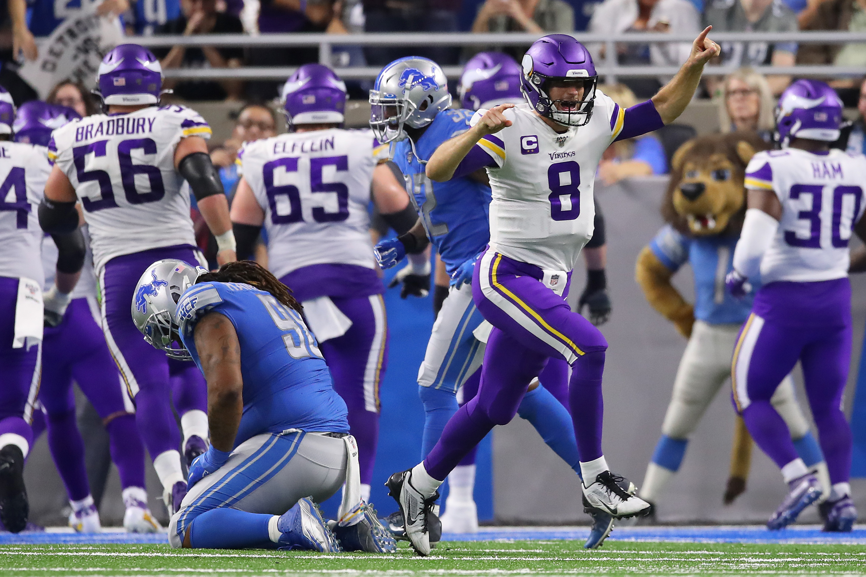 Vikings end a disappointing season with a 37-35 win over the Lions