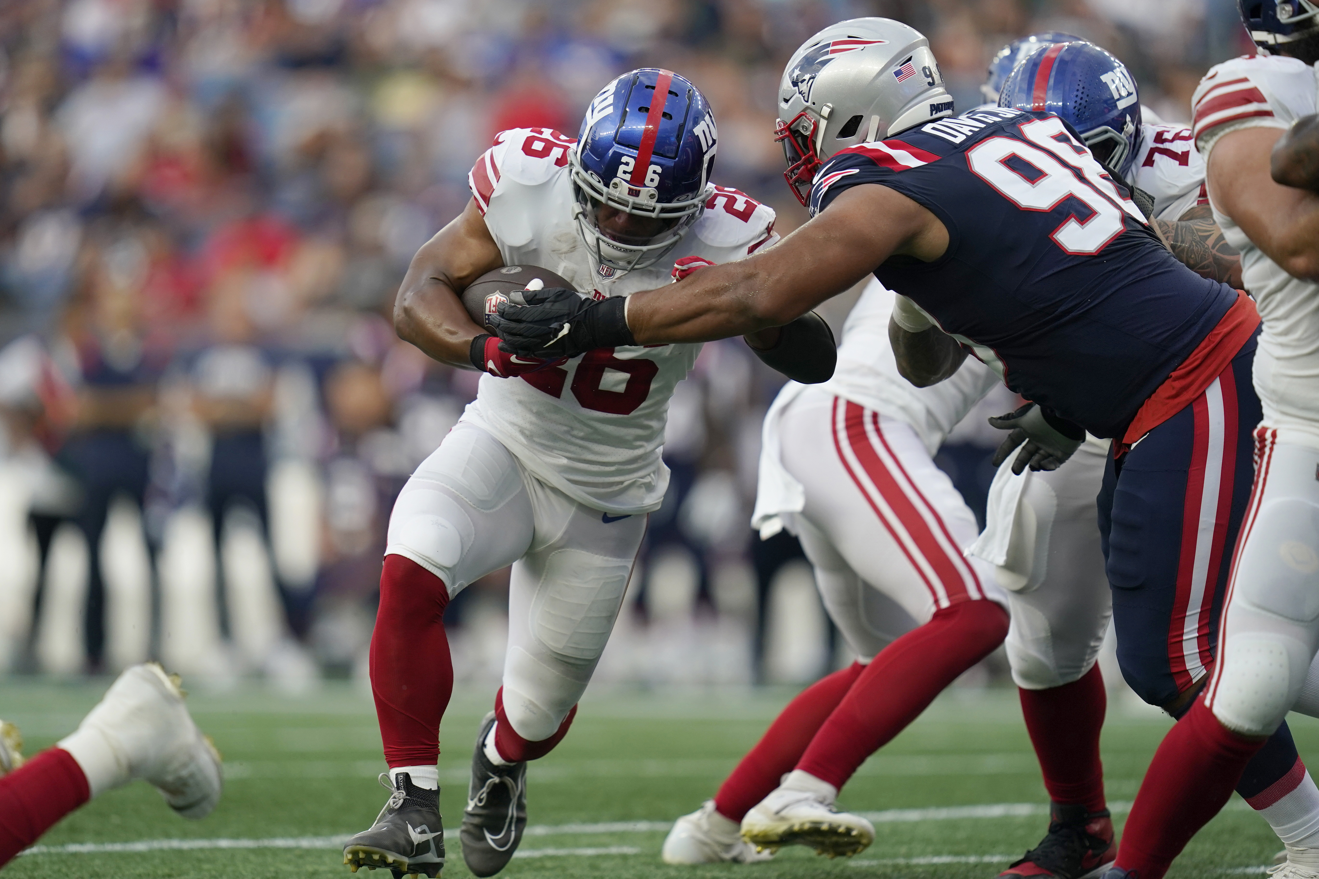 Late FG gives Giants 23-21 victory over Patriots