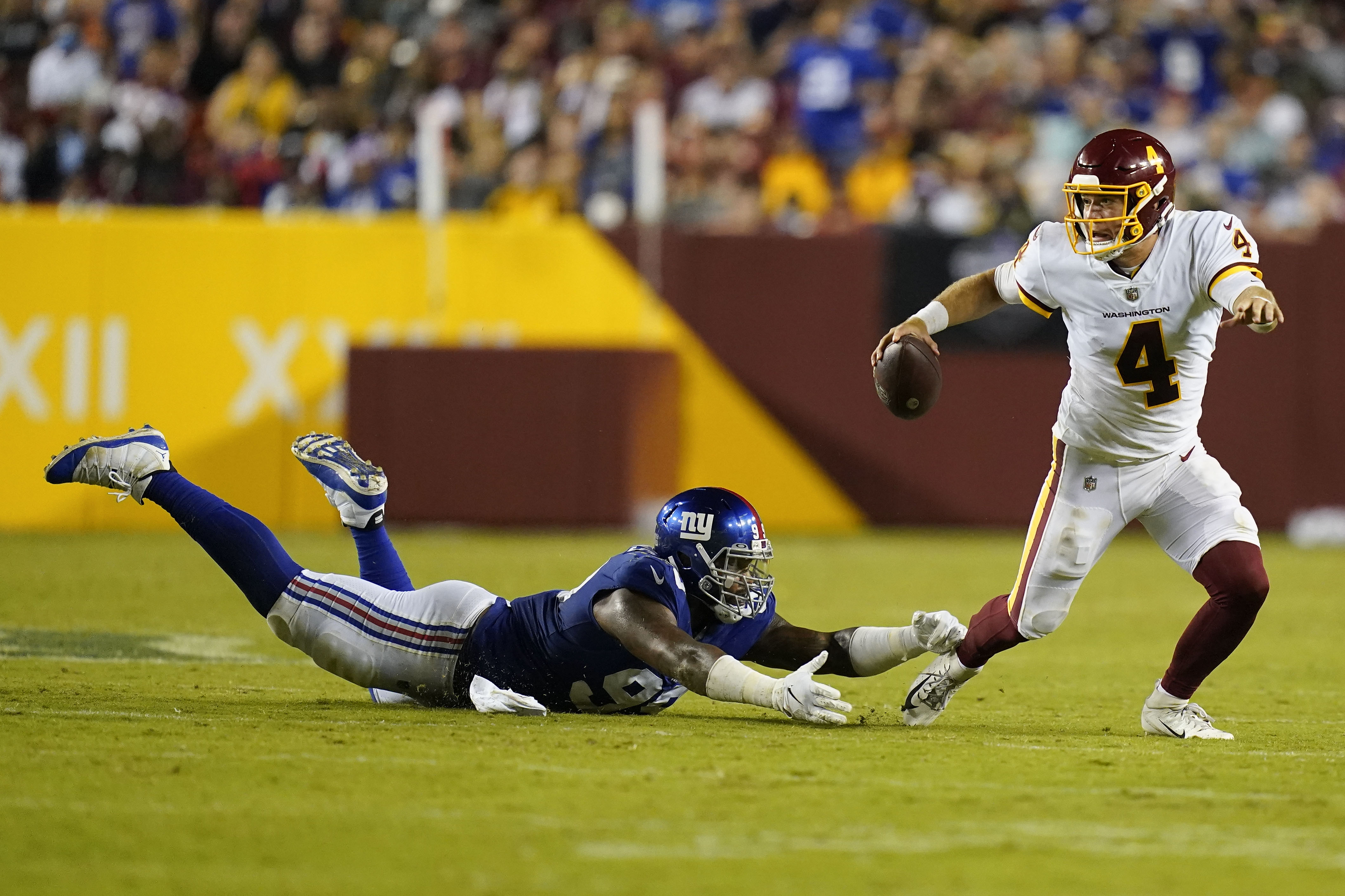 Giants' Darius Slayton has the ultimate confidence in Graham Gano