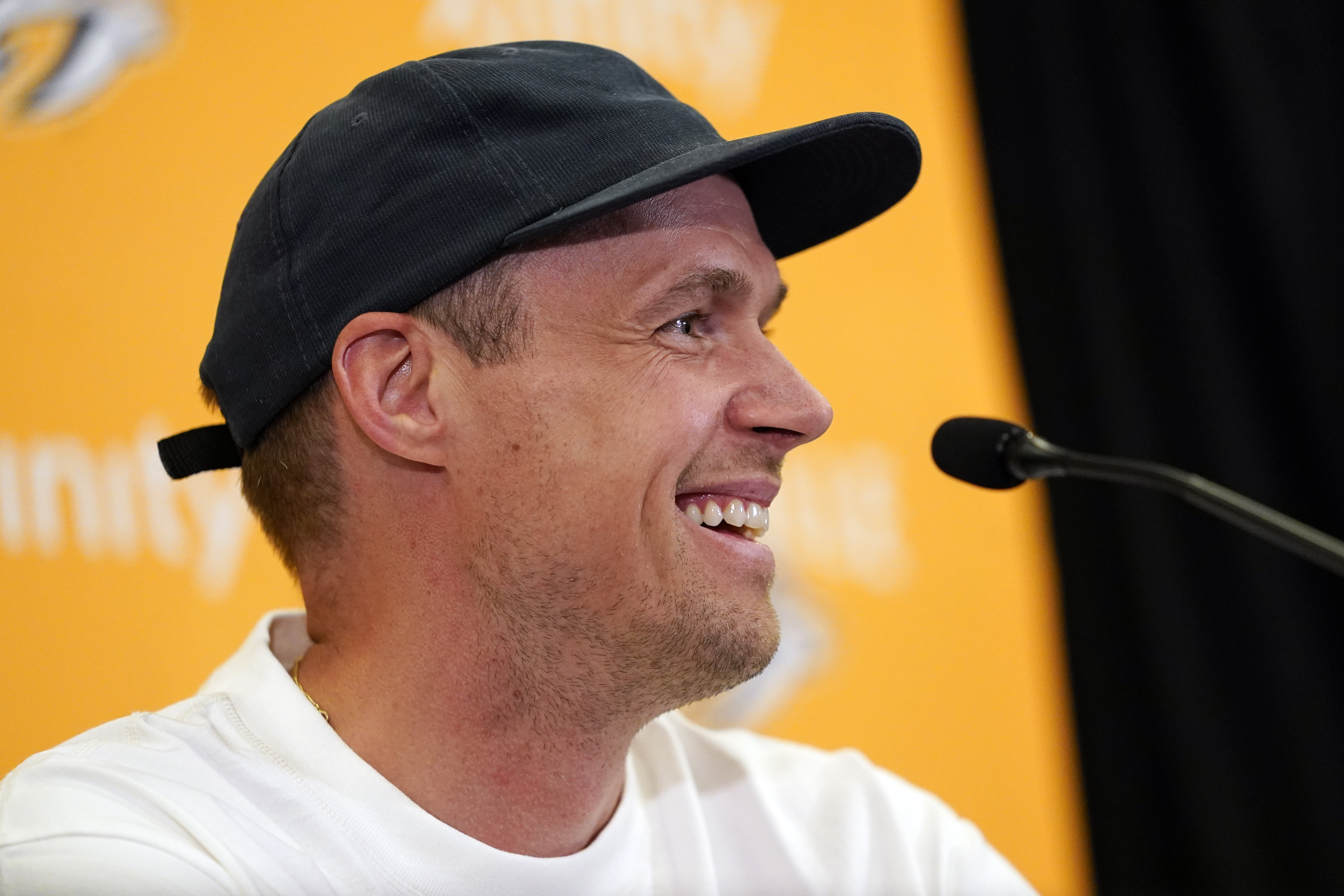 Nashville Preds Pekka Rinne announces retirement from NHL after 15-year  career