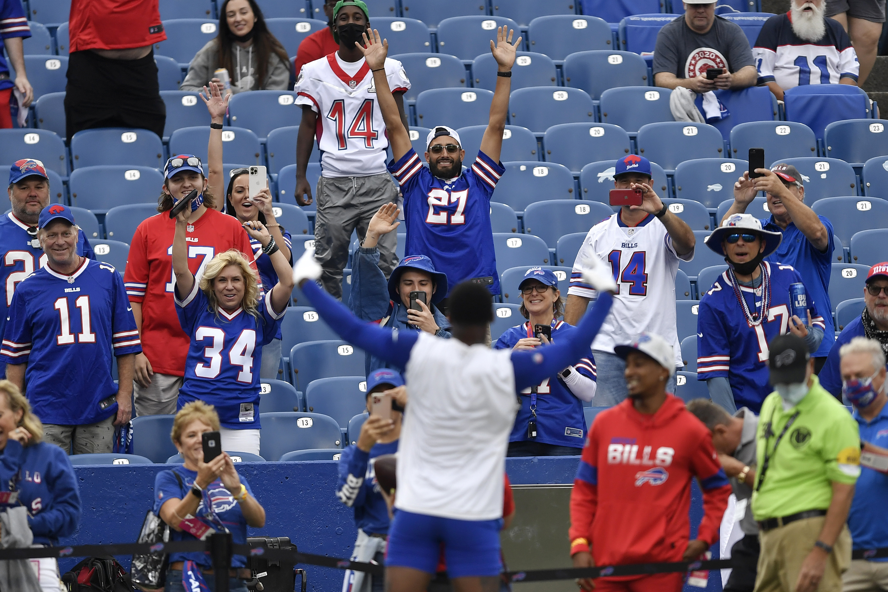 Cole Beasley rips Bills fans, says home stadium only place he gets booed