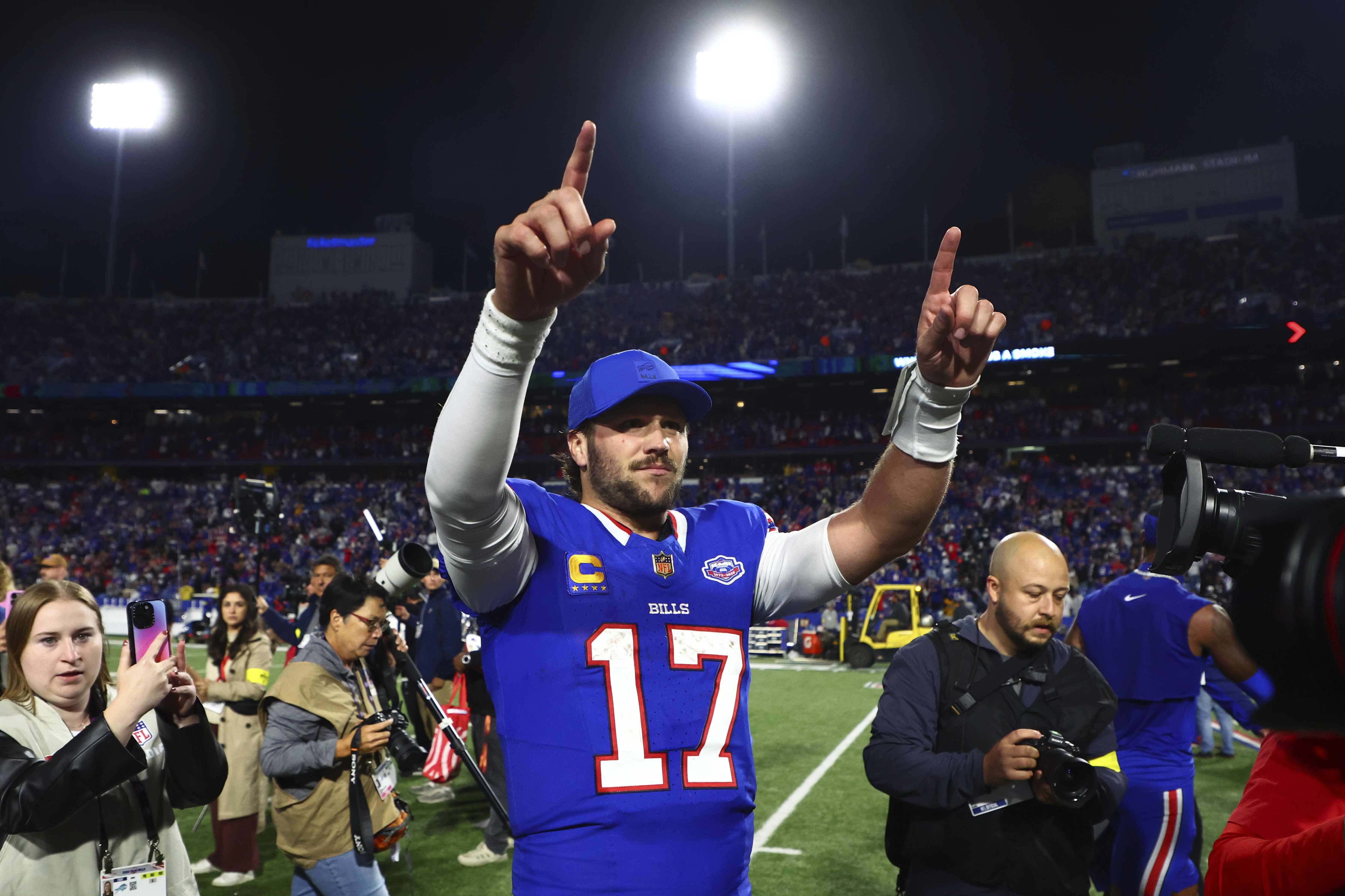 Josh Allen rallies Bills for 16 points in last 4 minutes to stun Ravens 41-40 in prime-time thriller