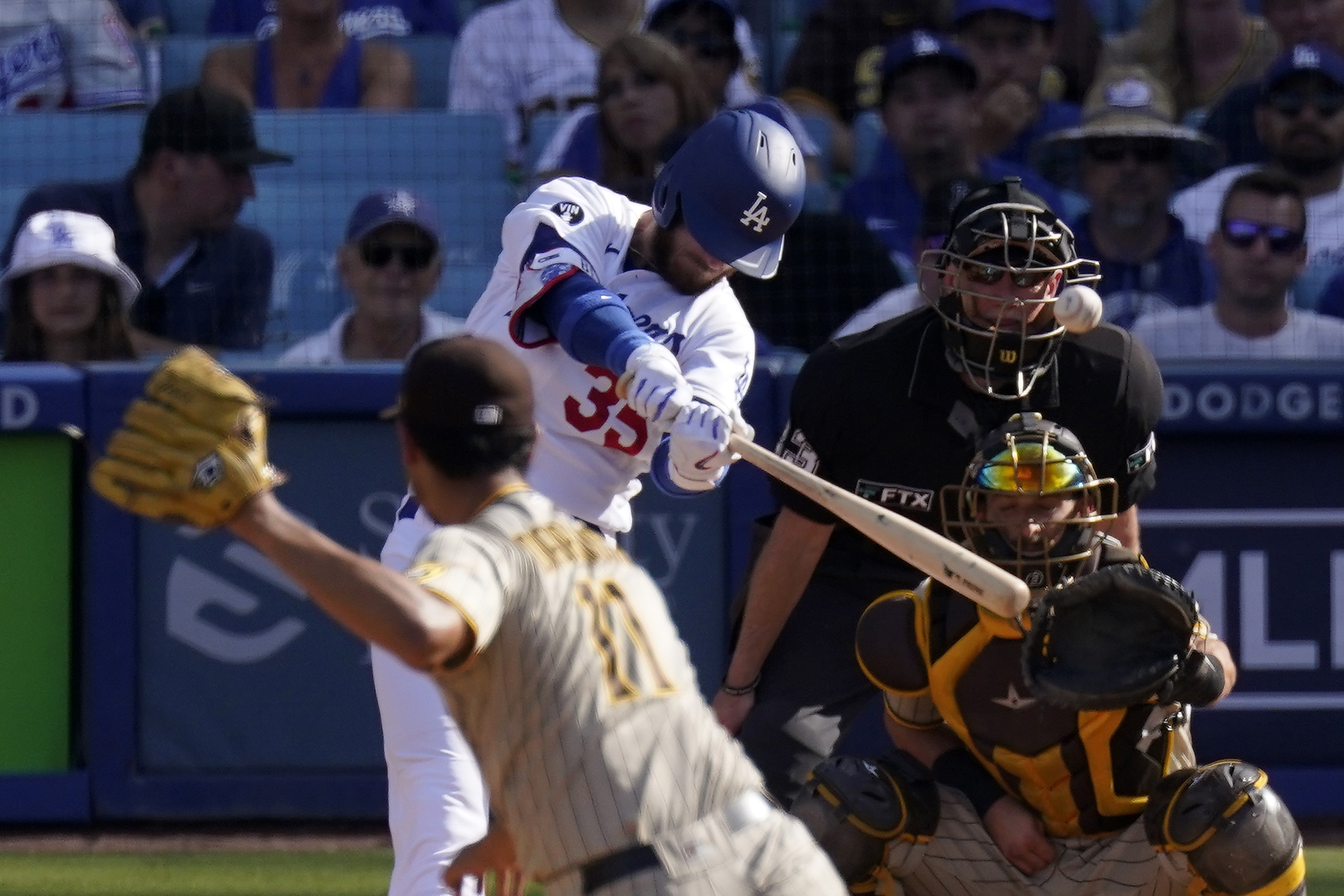 Dodgers showcase bullpen depth and beat Padres for fourth consecutive win, National Sports