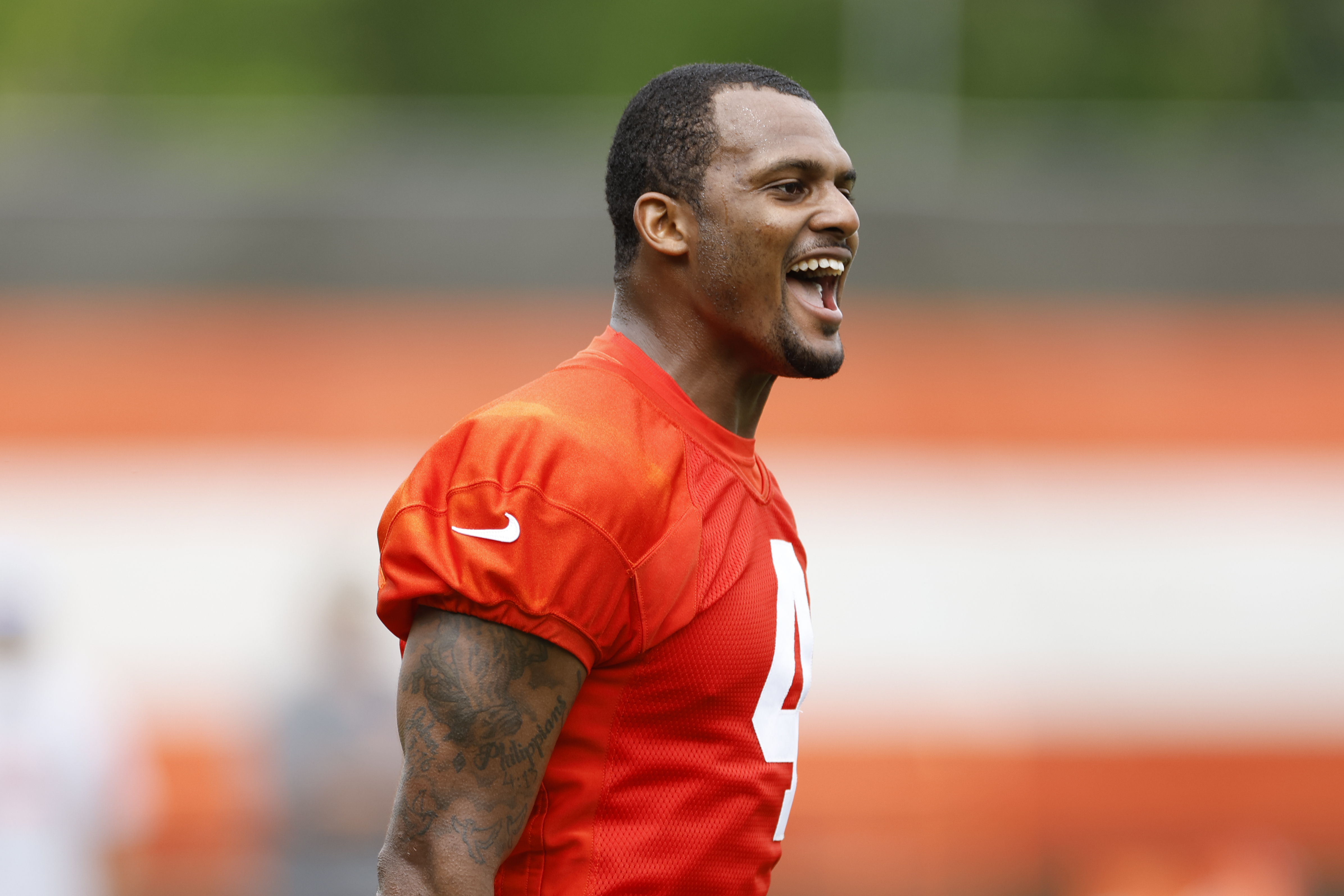 Deshaun Watson Gifts Anthony Walker a Rolex for No. 4 Browns