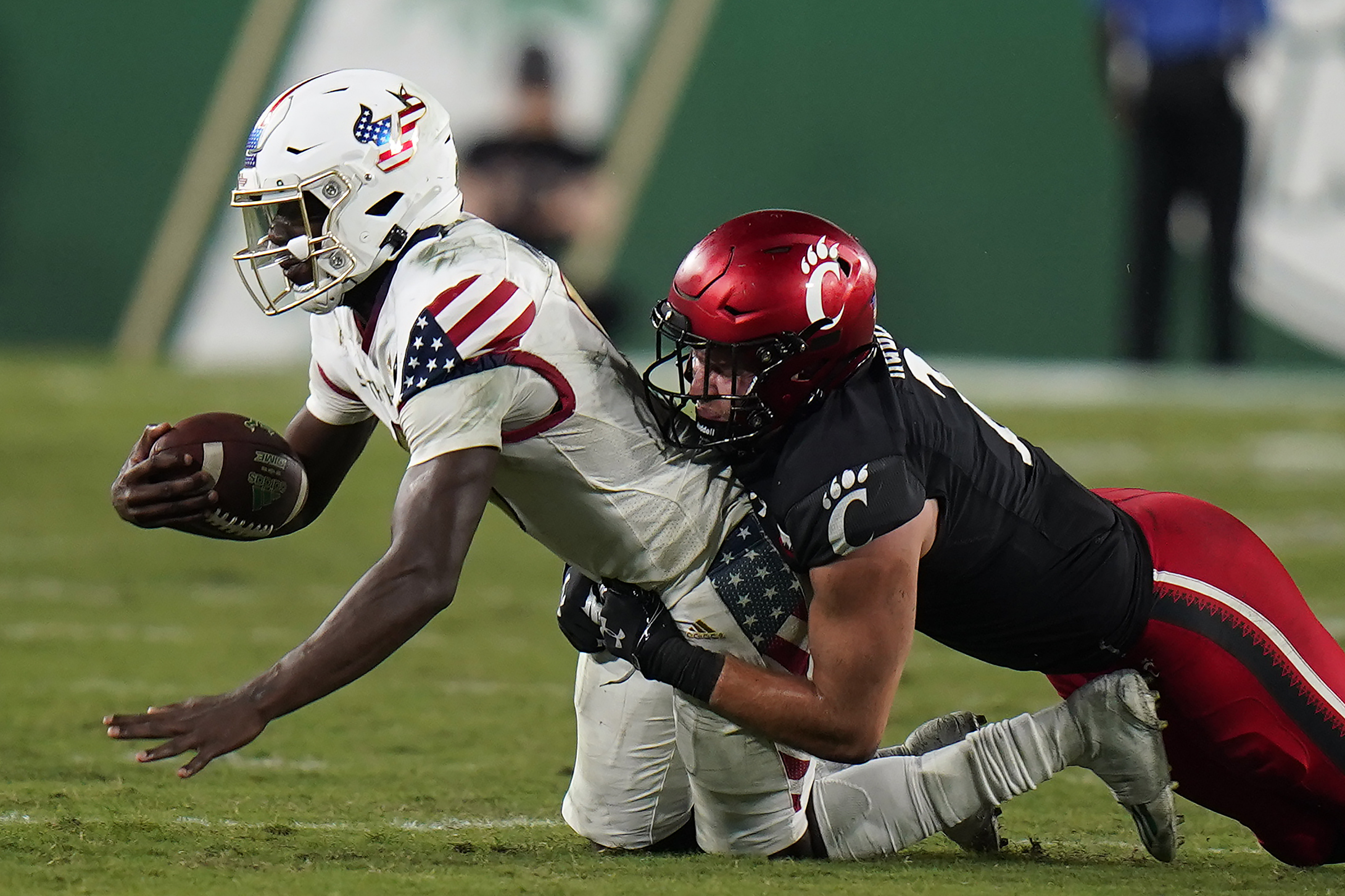 Ridder breaks Cincinnati TD record, No. 2 Bearcats beat USF - The San Diego  Union-Tribune