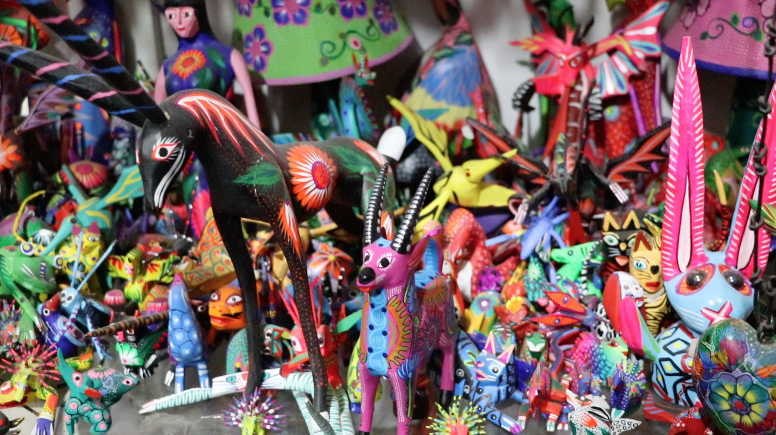 The Story Making Headlines in the World of Alebrijes!