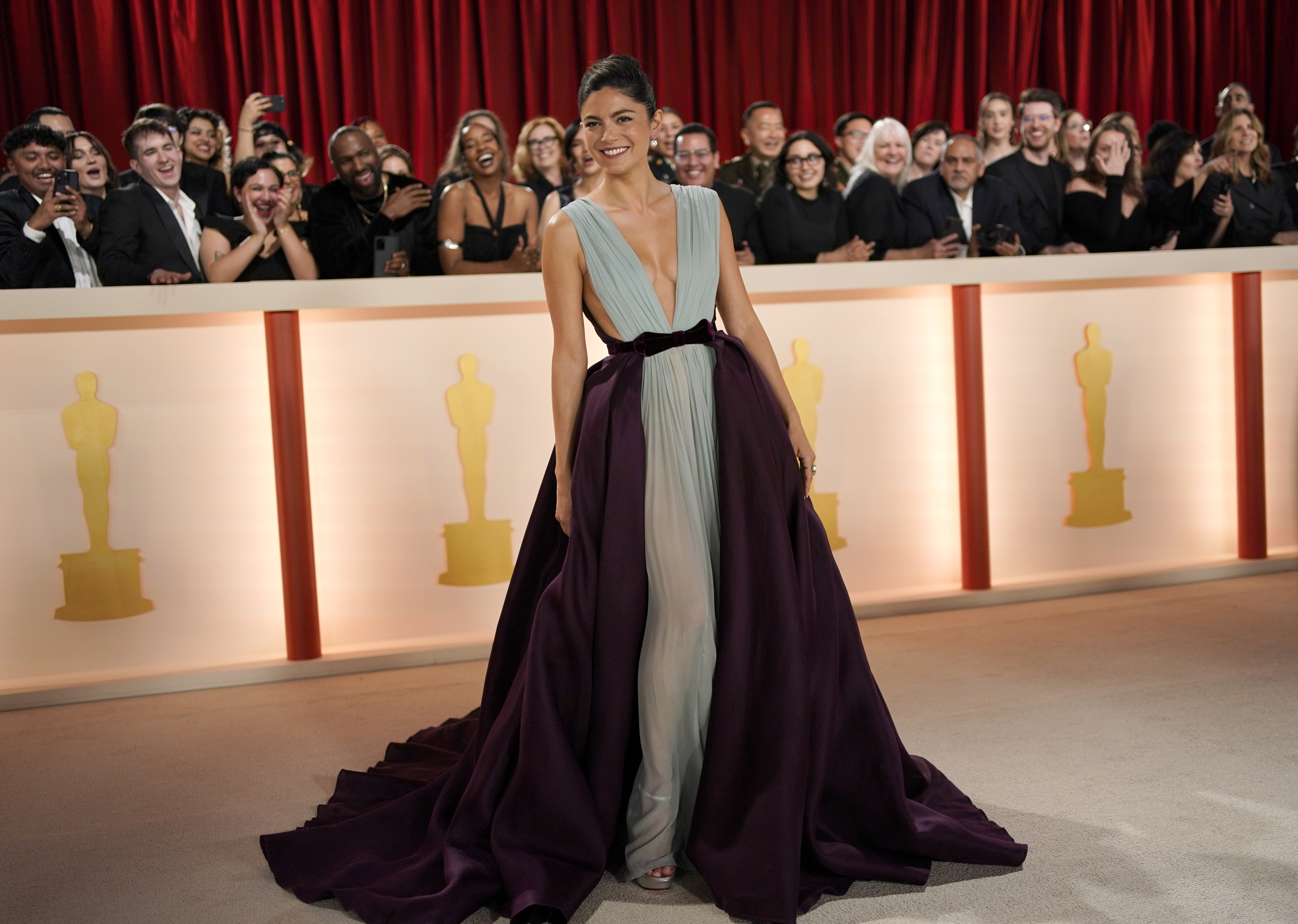 Oscars 2023: When Deepika Padukone wore the most stunning figure-hugging  dress for her very first Oscars party in 2017