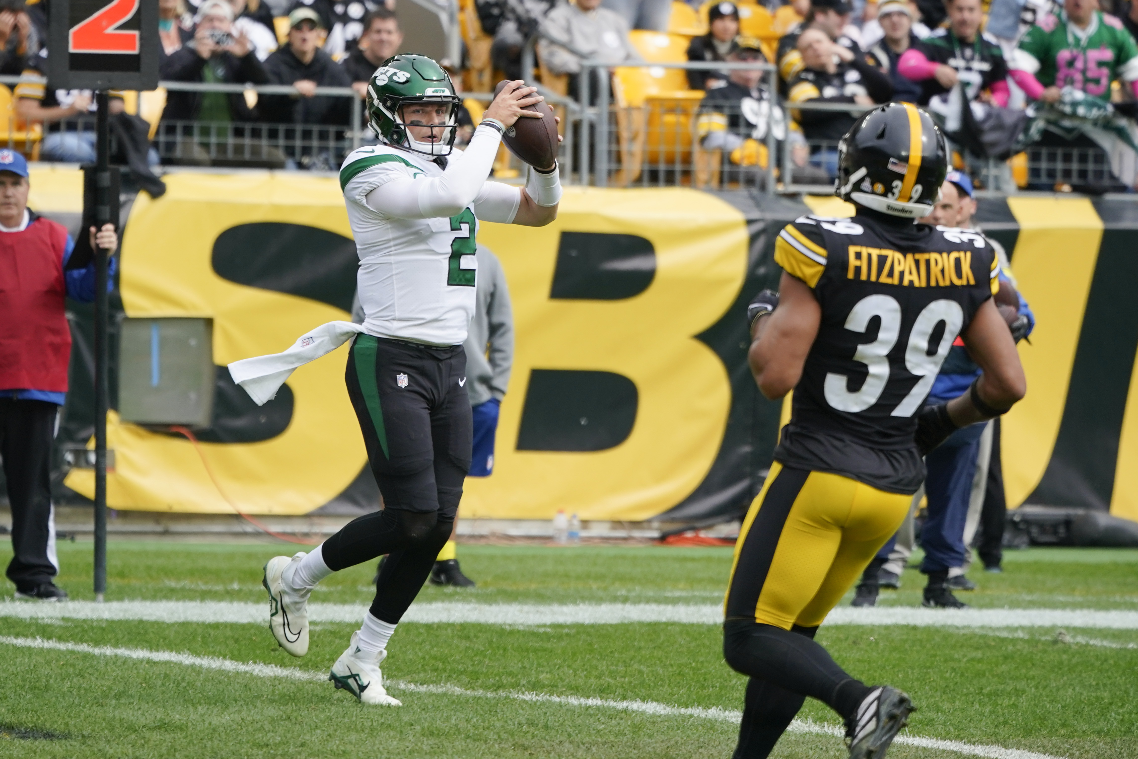 New York Jets quarterback Zach Wilson (2) looks to pass against the  Pittsburgh Steelers during the second half of an NFL football game, Sunday,  Oct. 2, 2022, in Pittsburgh. (AP Photo/Don Wright