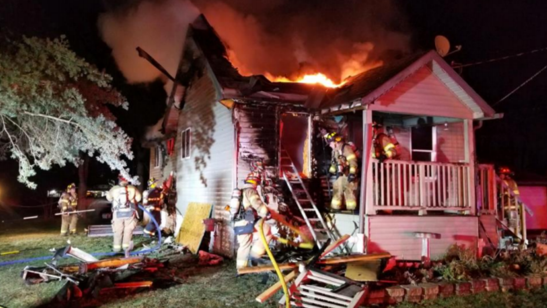 House Burns Down In Rochester Hills Christmas Eve 2022 Rochester Hills Home Catches Fire For The Second Time In Less Than A Month