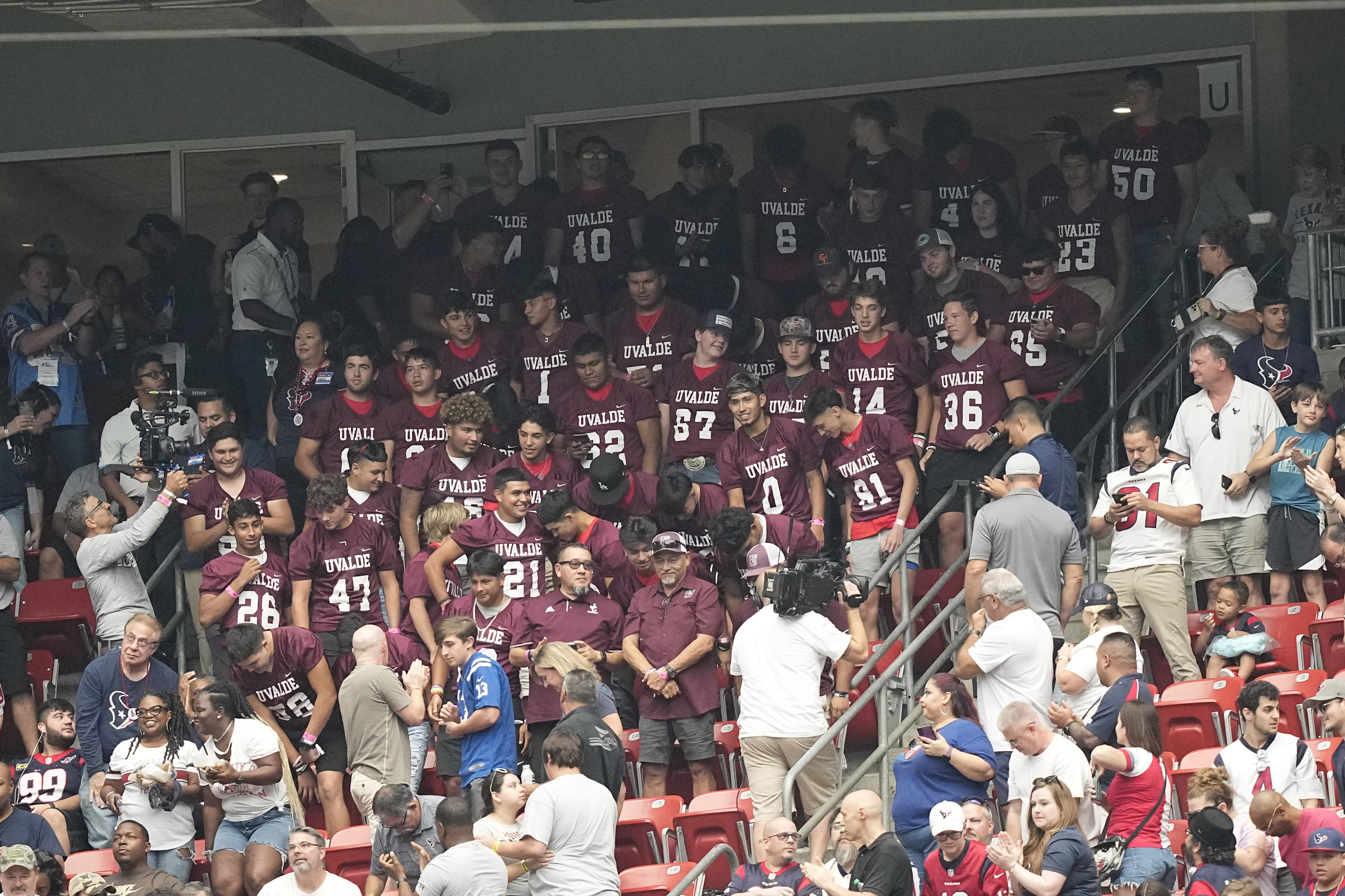 Uvalde football wins 1st home game after surprise visit from Houston Texans  - ABC News